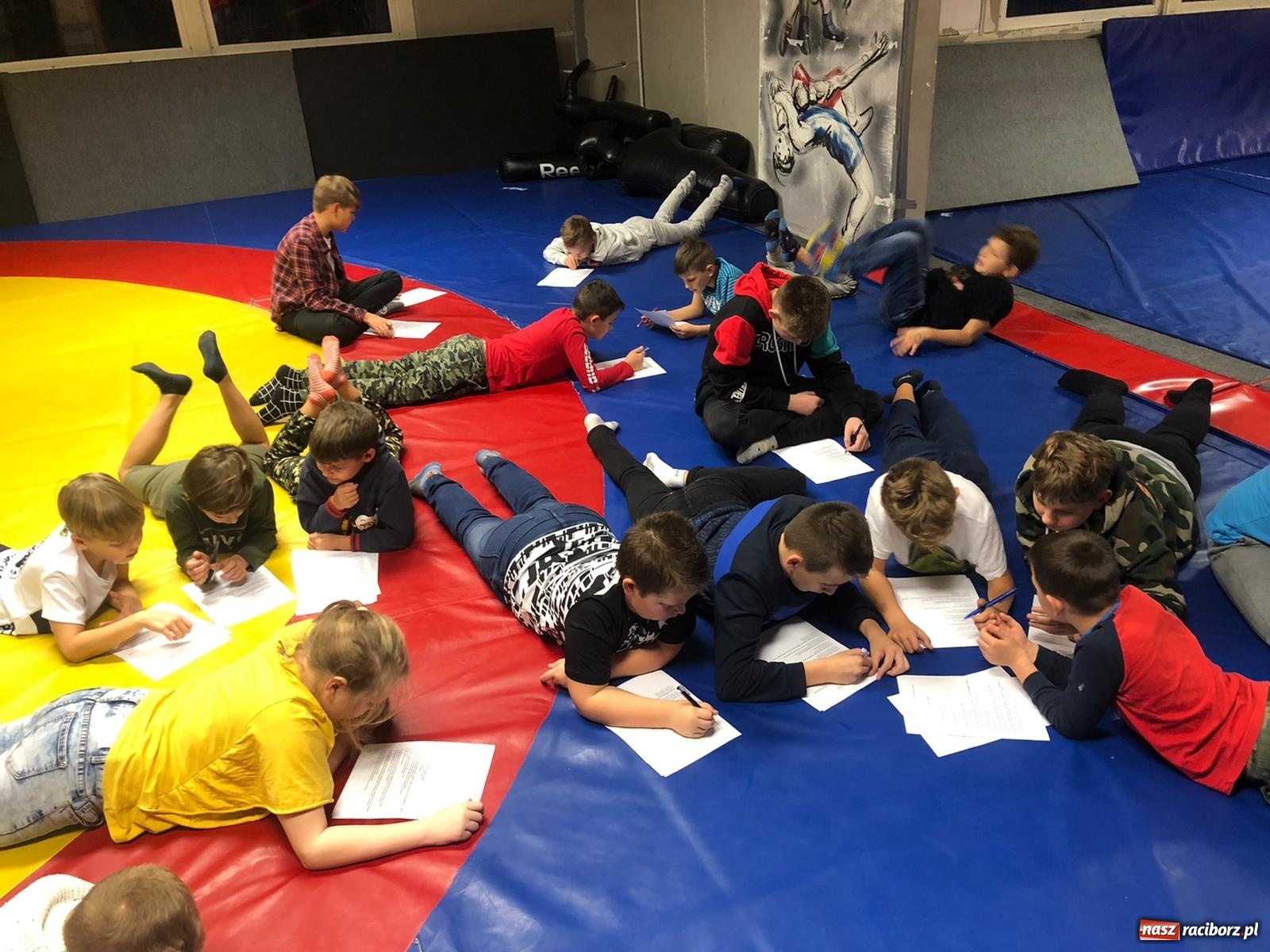 Zdjęcie w galerii na portalu naszraciborz.pl: Trenuję - nie zażywam. Profilaktyka w Łamatorze wiadomości z regionu