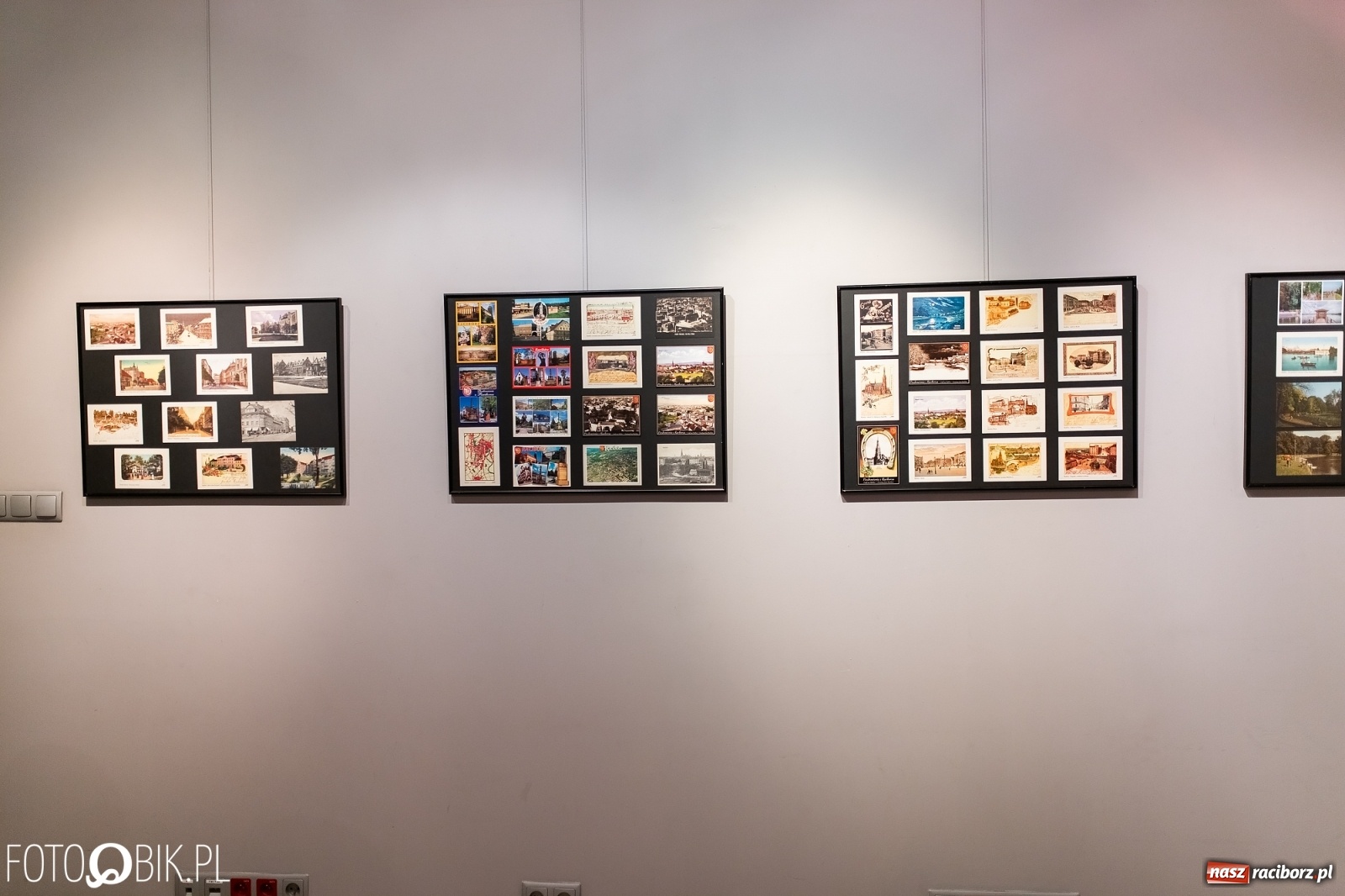 Zdjęcie w galerii na portalu naszraciborz.pl: Wystawa widokówek w Galerii Obok wiadomości z regionu