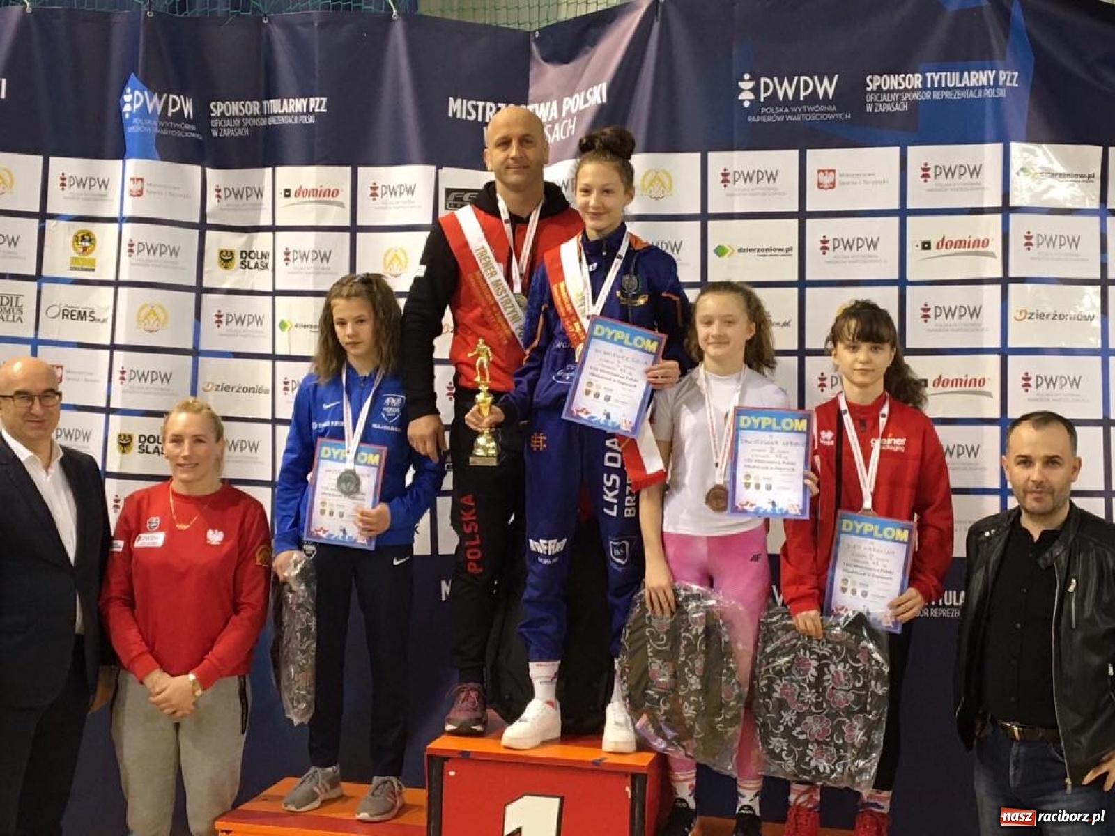 Zdjęcie w galerii na portalu naszraciborz.pl: Zapaśnicy ZSOMS na podium  wiadomości z regionu