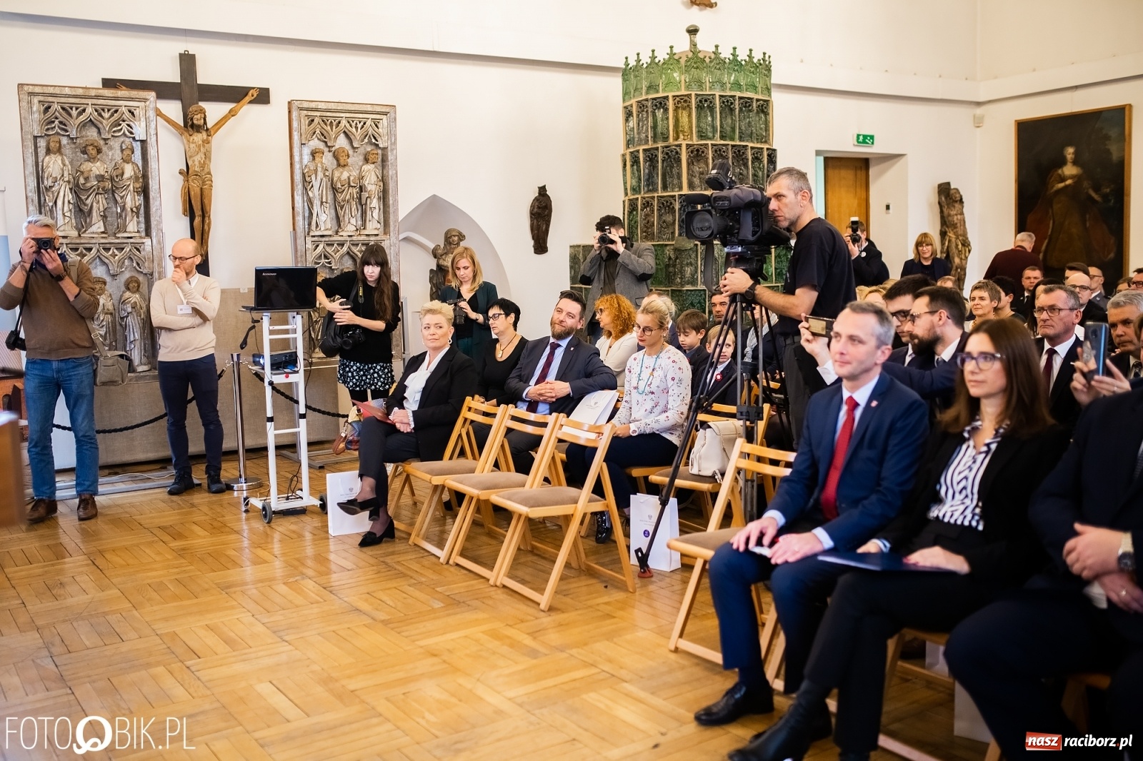 Zdjęcie w galerii na portalu naszraciborz.pl: Racibórz otrzymał honorowy tytuł Miasta przyjaznego prawom dziecka wiadomości z regionu