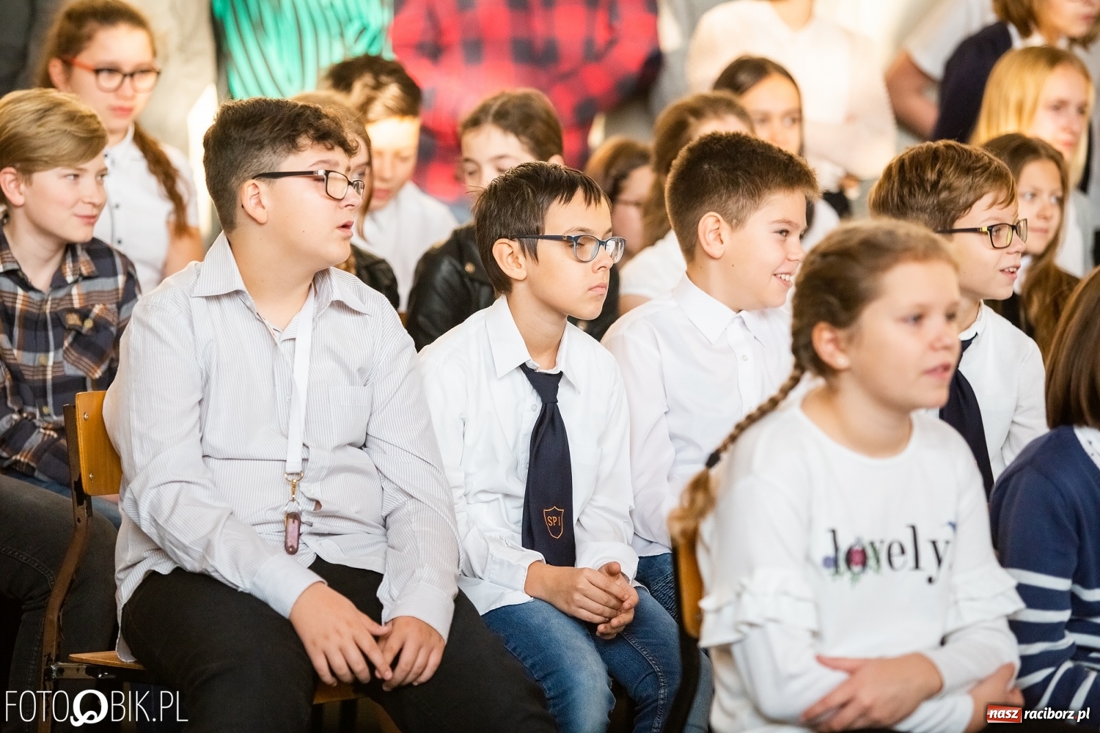 Zdjęcie w galerii na portalu naszraciborz.pl: Spotkanie Rzecznika Mikołaja Pawlaka z uczniami SP 1 wiadomości z regionu