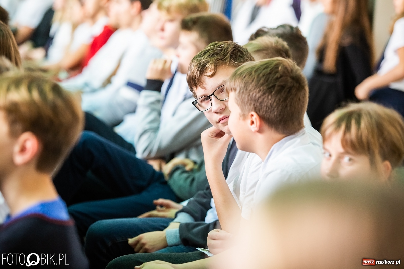 Zdjęcie w galerii na portalu naszraciborz.pl: Spotkanie Rzecznika Mikołaja Pawlaka z uczniami SP 1 wiadomości z regionu