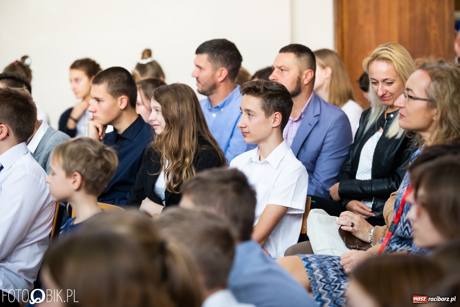 Zdjęcie w galerii na portalu naszraciborz.pl: Spotkanie Rzecznika Mikołaja Pawlaka z uczniami SP 1 wiadomości z regionu
