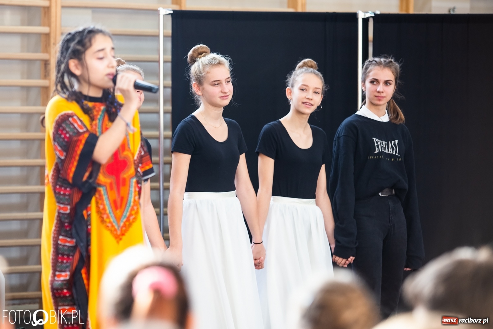 Zdjęcie w galerii na portalu naszraciborz.pl: Spotkanie Rzecznika Mikołaja Pawlaka z uczniami SP 1 wiadomości z regionu