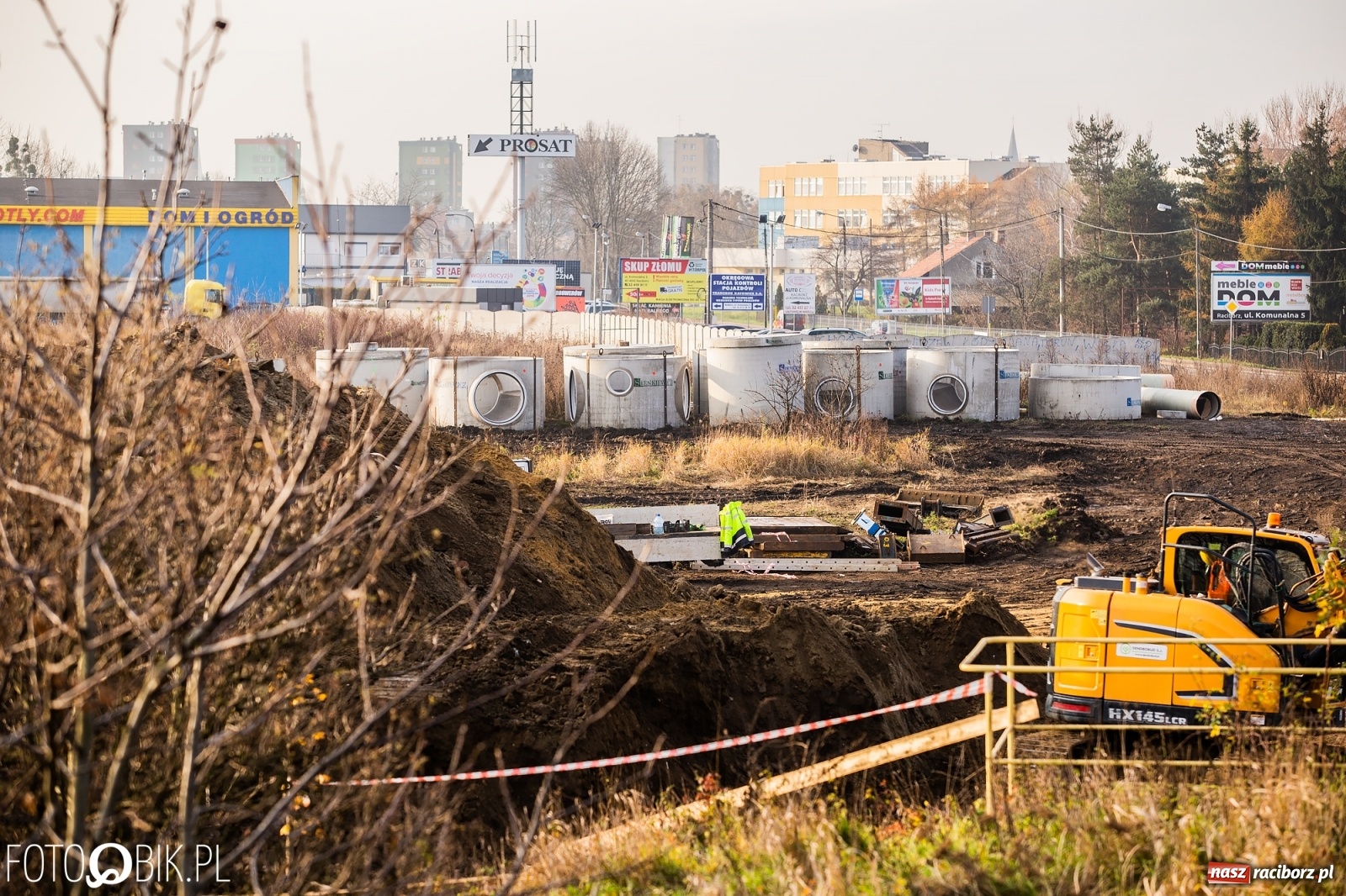 Zdjęcie w galerii na portalu naszraciborz.pl: Przed mostem na Rudzkiej powstaje węzeł komunikacyjny  wiadomości z regionu