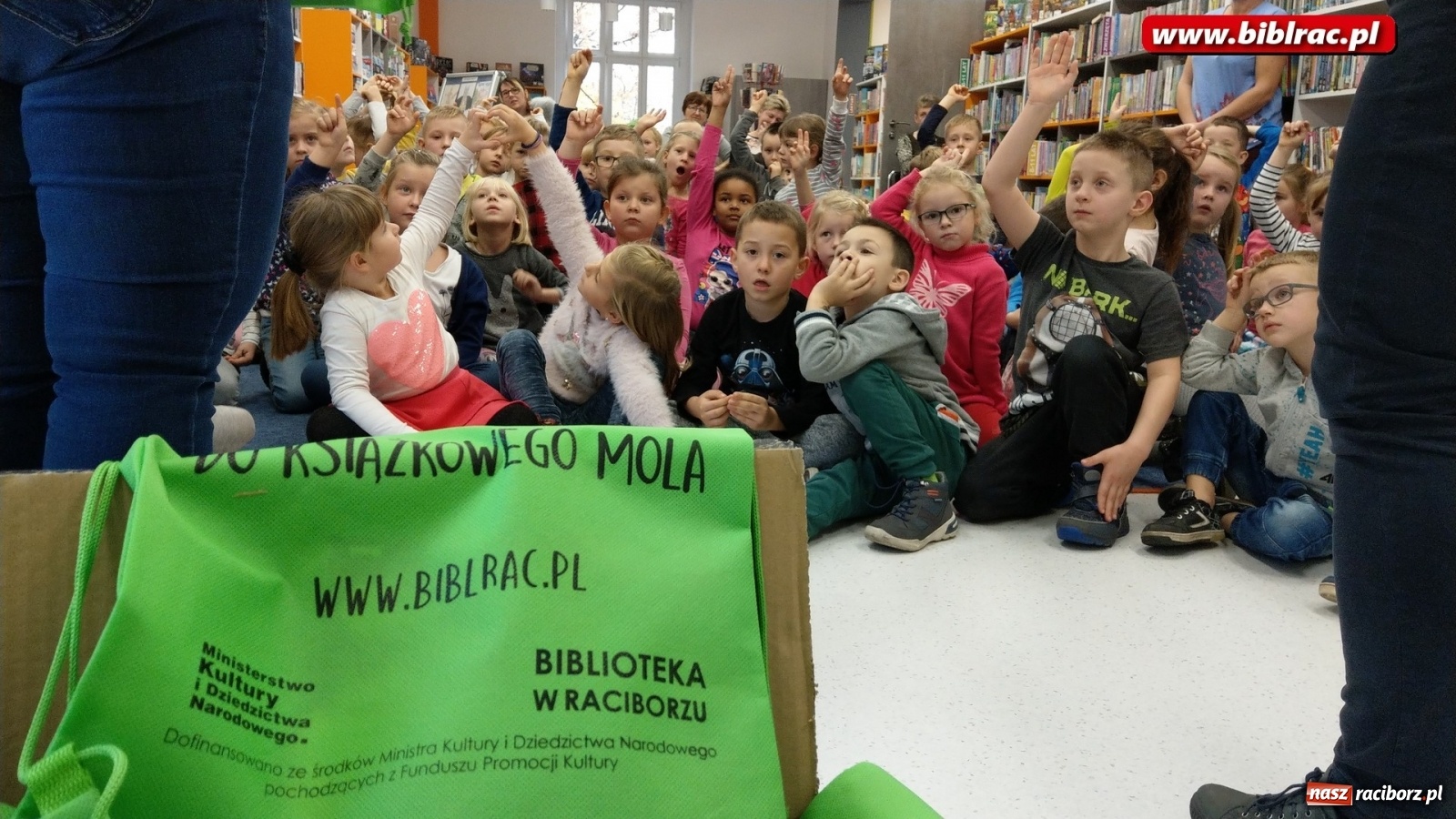 Zdjęcie w galerii na portalu naszraciborz.pl: Od przedszkola do książkowego mola. Finał projektu w MiPBP wiadomości z regionu