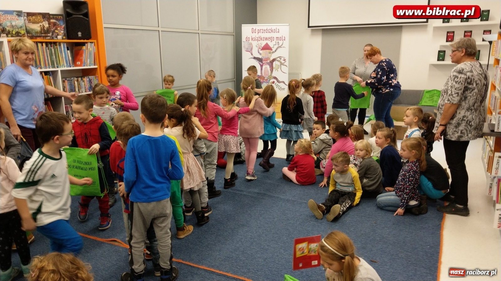 Zdjęcie w galerii na portalu naszraciborz.pl: Od przedszkola do książkowego mola. Finał projektu w MiPBP wiadomości z regionu