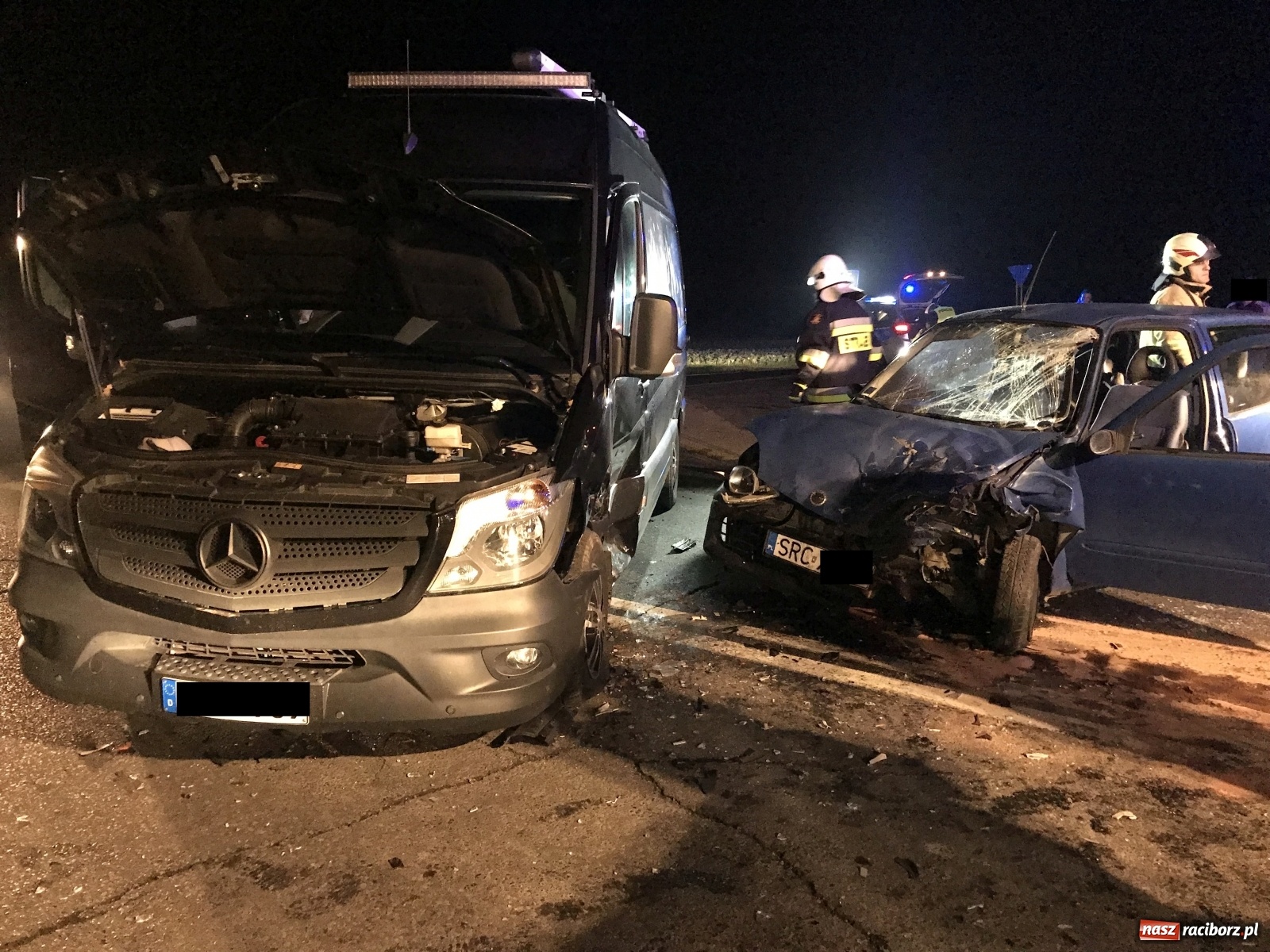 Zdjęcie w galerii na portalu naszraciborz.pl: Kierowca z Niemiec wymusił pierwszeństwo  wiadomości z regionu