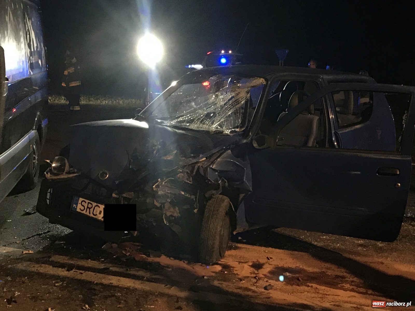 Zdjęcie w galerii na portalu naszraciborz.pl: Kierowca z Niemiec wymusił pierwszeństwo  wiadomości z regionu