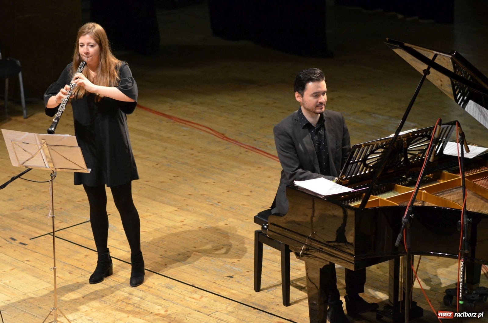 Zdjęcie w galerii na portalu naszraciborz.pl: Rożek angielski na koncercie w RCK-u wiadomości z regionu