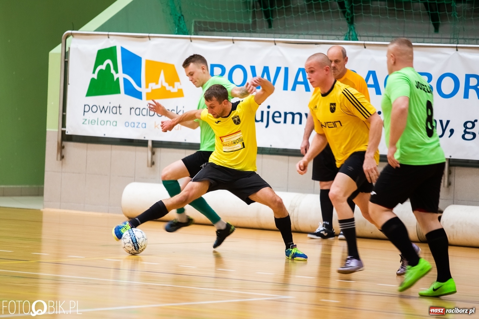 Zdjęcie w galerii na portalu naszraciborz.pl: Ruszył drugi weekend HLPN. Grała I i II liga wiadomości z regionu