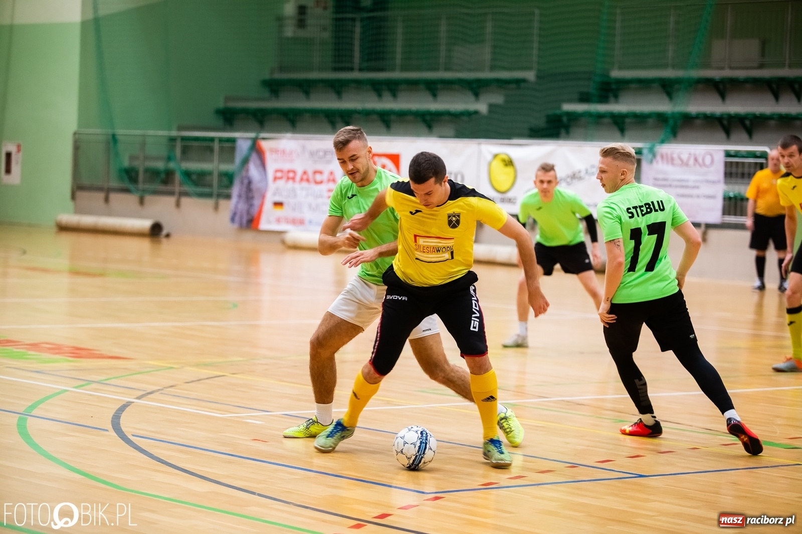 Zdjęcie w galerii na portalu naszraciborz.pl: Ruszył drugi weekend HLPN. Grała I i II liga wiadomości z regionu