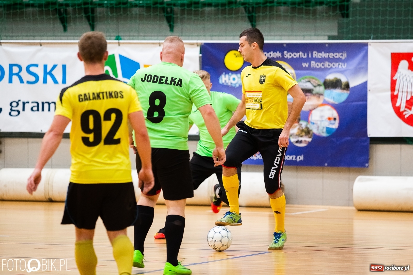 Zdjęcie w galerii na portalu naszraciborz.pl: Ruszył drugi weekend HLPN. Grała I i II liga wiadomości z regionu