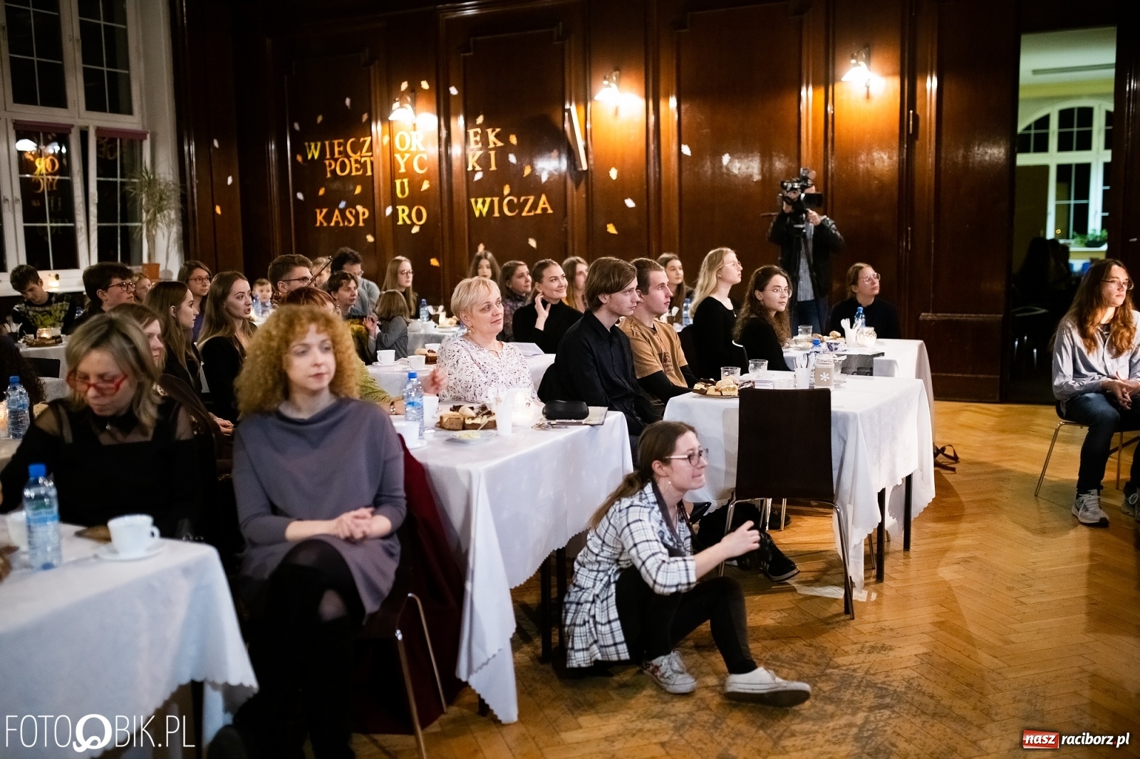 Zdjęcie w galerii na portalu naszraciborz.pl: Spotkanie z poezją w Kasprowiczu wiadomości z regionu