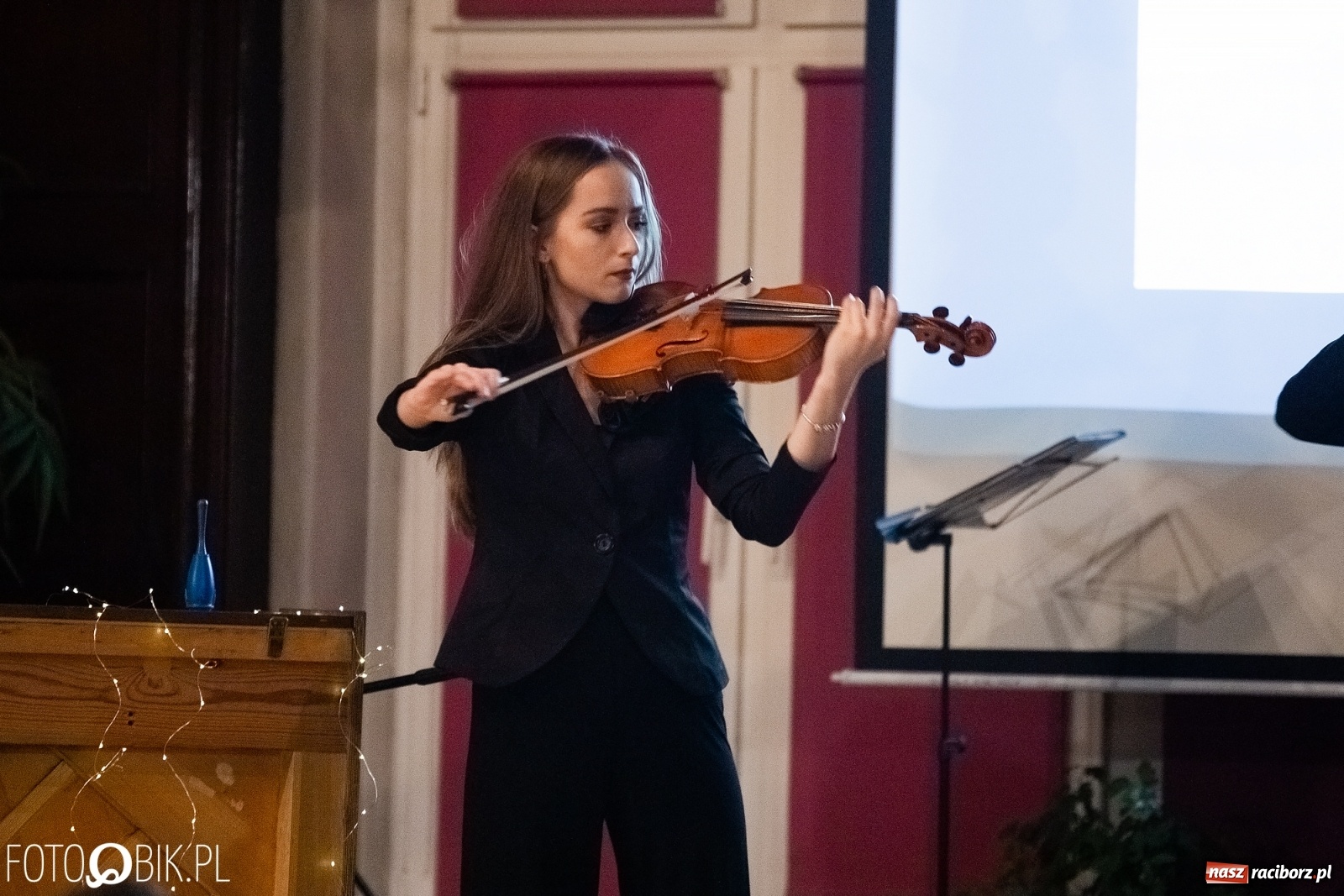 Zdjęcie w galerii na portalu naszraciborz.pl: Spotkanie z poezją w Kasprowiczu wiadomości z regionu