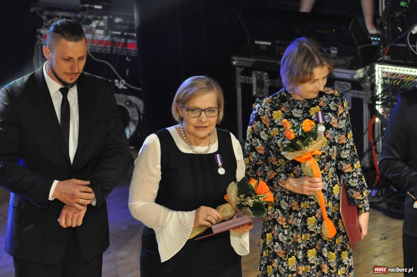 Zdjęcie w galerii na portalu naszraciborz.pl: Gala z okazji raciborskich Ogólnopolskich Obchodów Dni Praw Dziecka [FOTO i WIDEO] wiadomości z regionu