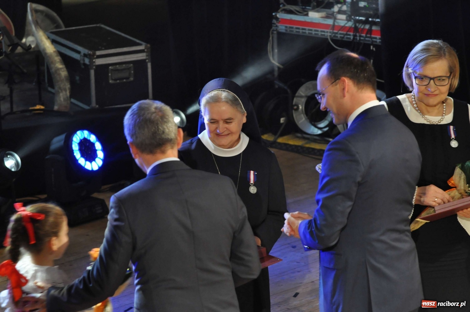 Zdjęcie w galerii na portalu naszraciborz.pl: Gala z okazji raciborskich Ogólnopolskich Obchodów Dni Praw Dziecka [FOTO i WIDEO] wiadomości z regionu
