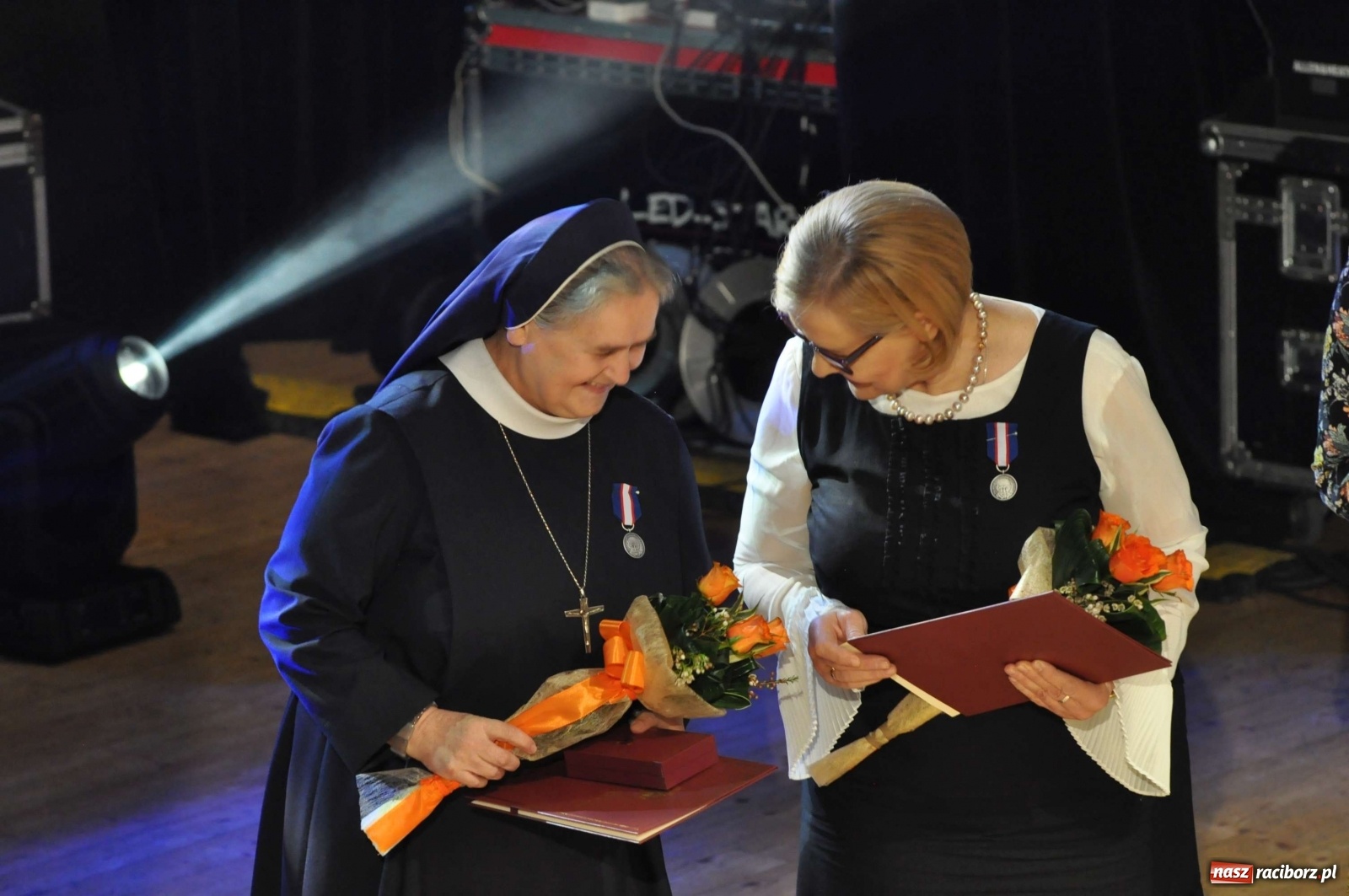 Zdjęcie w galerii na portalu naszraciborz.pl: Gala z okazji raciborskich Ogólnopolskich Obchodów Dni Praw Dziecka [FOTO i WIDEO] wiadomości z regionu