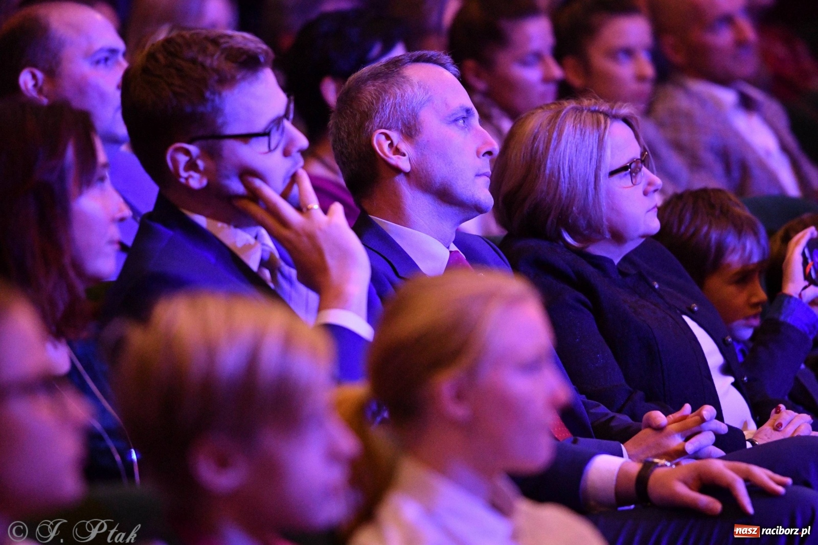 Zdjęcie w galerii na portalu naszraciborz.pl: Gala z okazji raciborskich Ogólnopolskich Obchodów Dni Praw Dziecka [FOTO i WIDEO] wiadomości z regionu