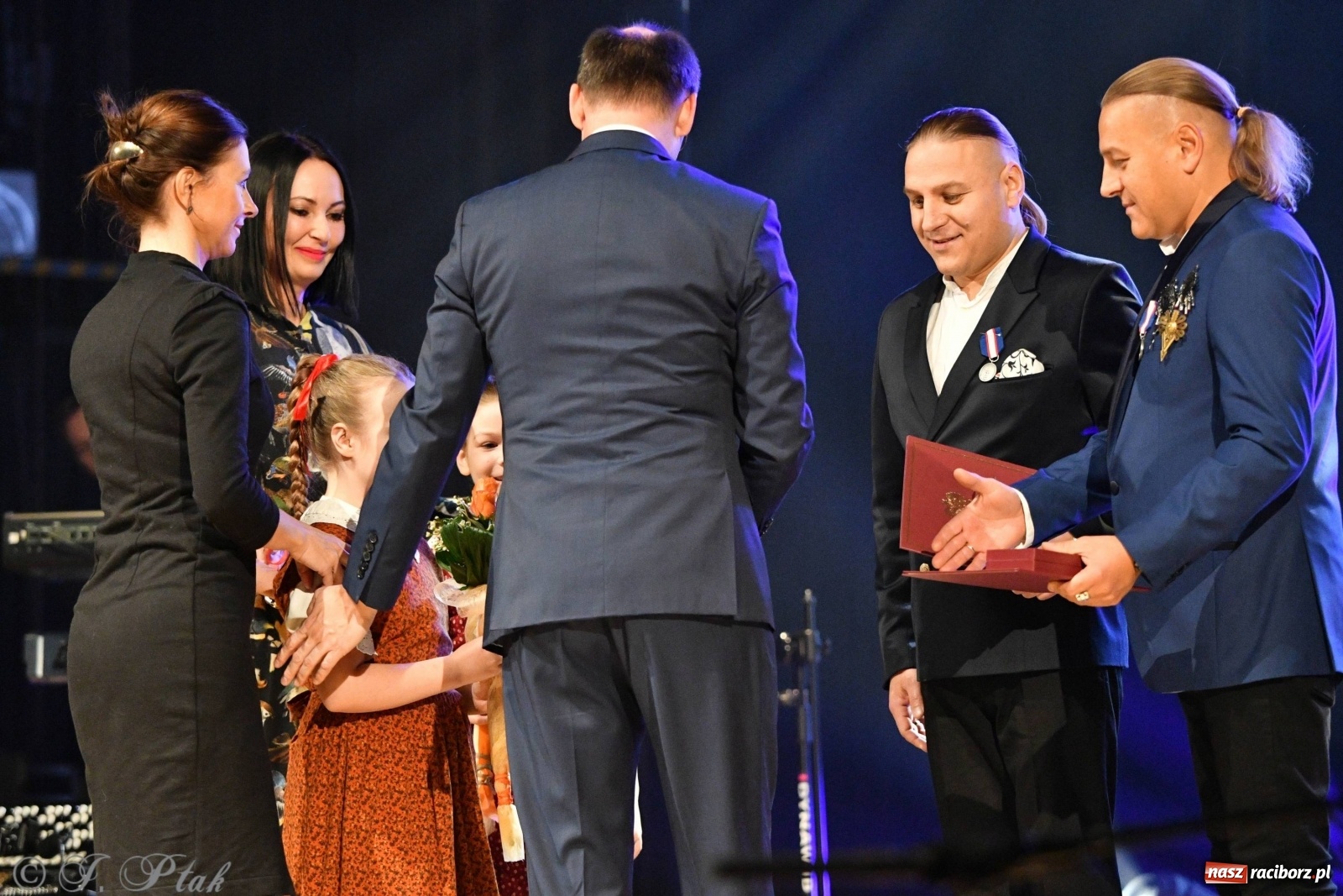 Zdjęcie w galerii na portalu naszraciborz.pl: Gala z okazji raciborskich Ogólnopolskich Obchodów Dni Praw Dziecka [FOTO i WIDEO] wiadomości z regionu