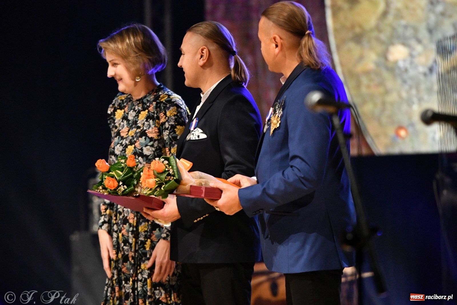 Zdjęcie w galerii na portalu naszraciborz.pl: Gala z okazji raciborskich Ogólnopolskich Obchodów Dni Praw Dziecka [FOTO i WIDEO] wiadomości z regionu