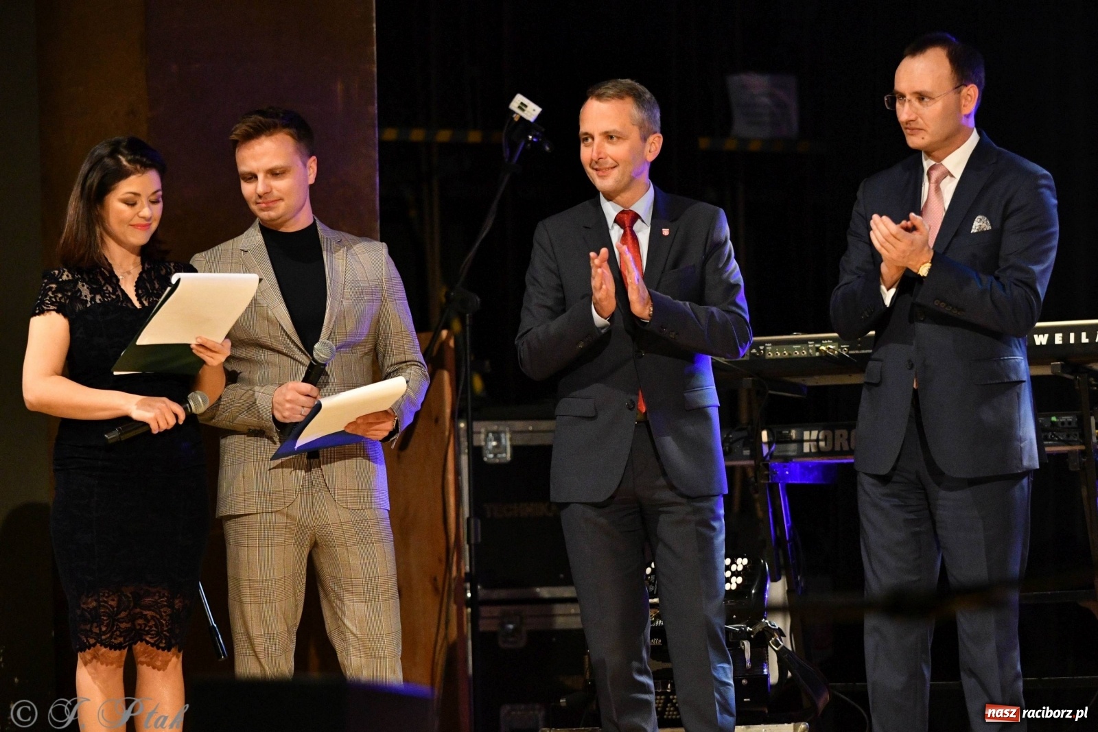 Zdjęcie w galerii na portalu naszraciborz.pl: Gala z okazji raciborskich Ogólnopolskich Obchodów Dni Praw Dziecka [FOTO i WIDEO] wiadomości z regionu