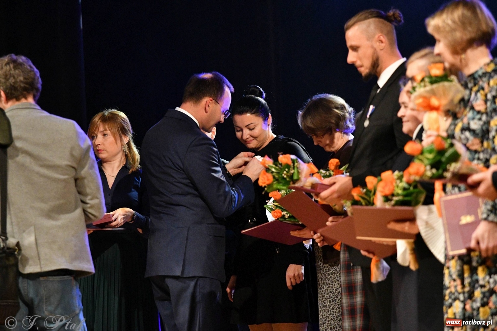 Zdjęcie w galerii na portalu naszraciborz.pl: Gala z okazji raciborskich Ogólnopolskich Obchodów Dni Praw Dziecka [FOTO i WIDEO] wiadomości z regionu