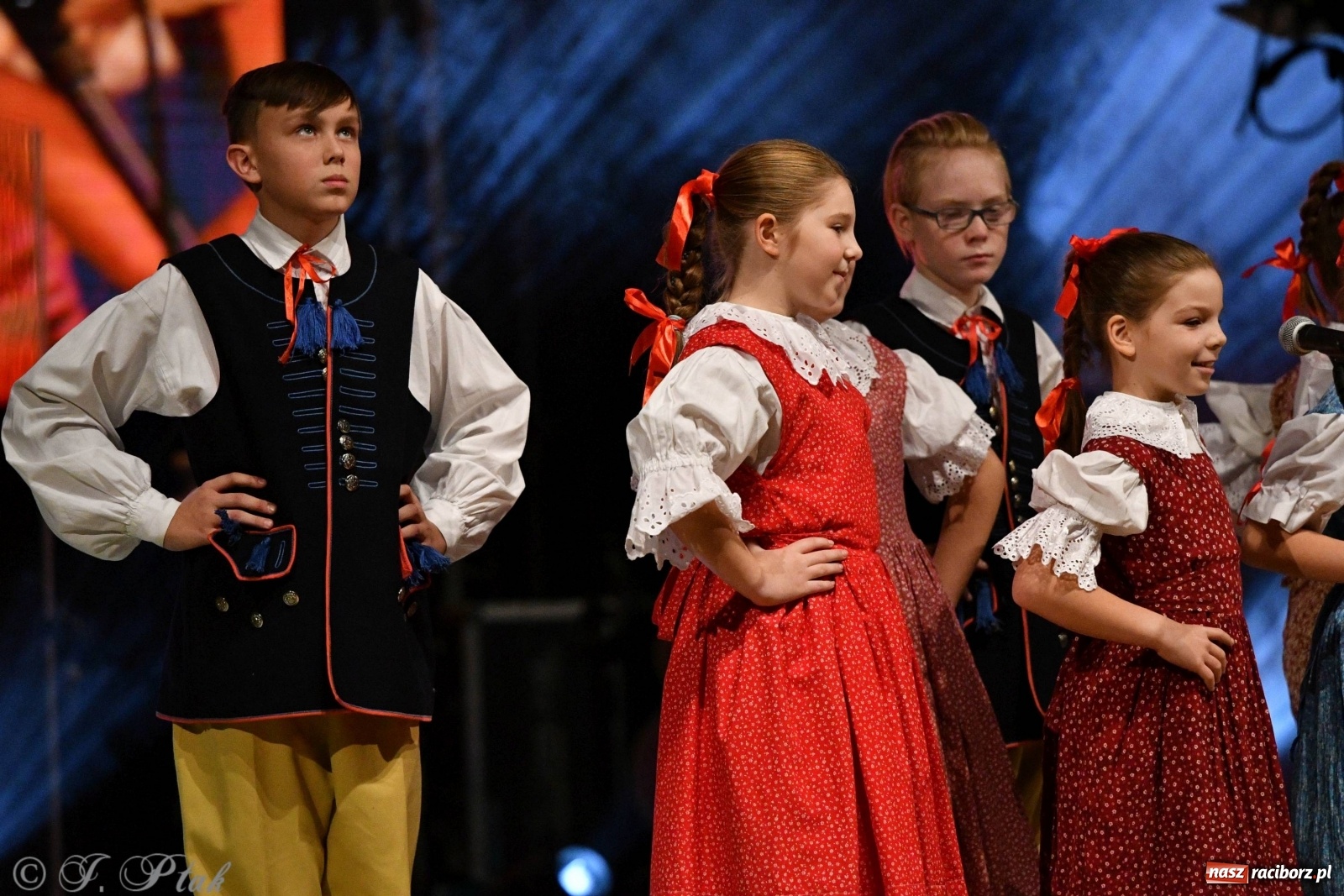 Zdjęcie w galerii na portalu naszraciborz.pl: Gala z okazji raciborskich Ogólnopolskich Obchodów Dni Praw Dziecka [FOTO i WIDEO] wiadomości z regionu