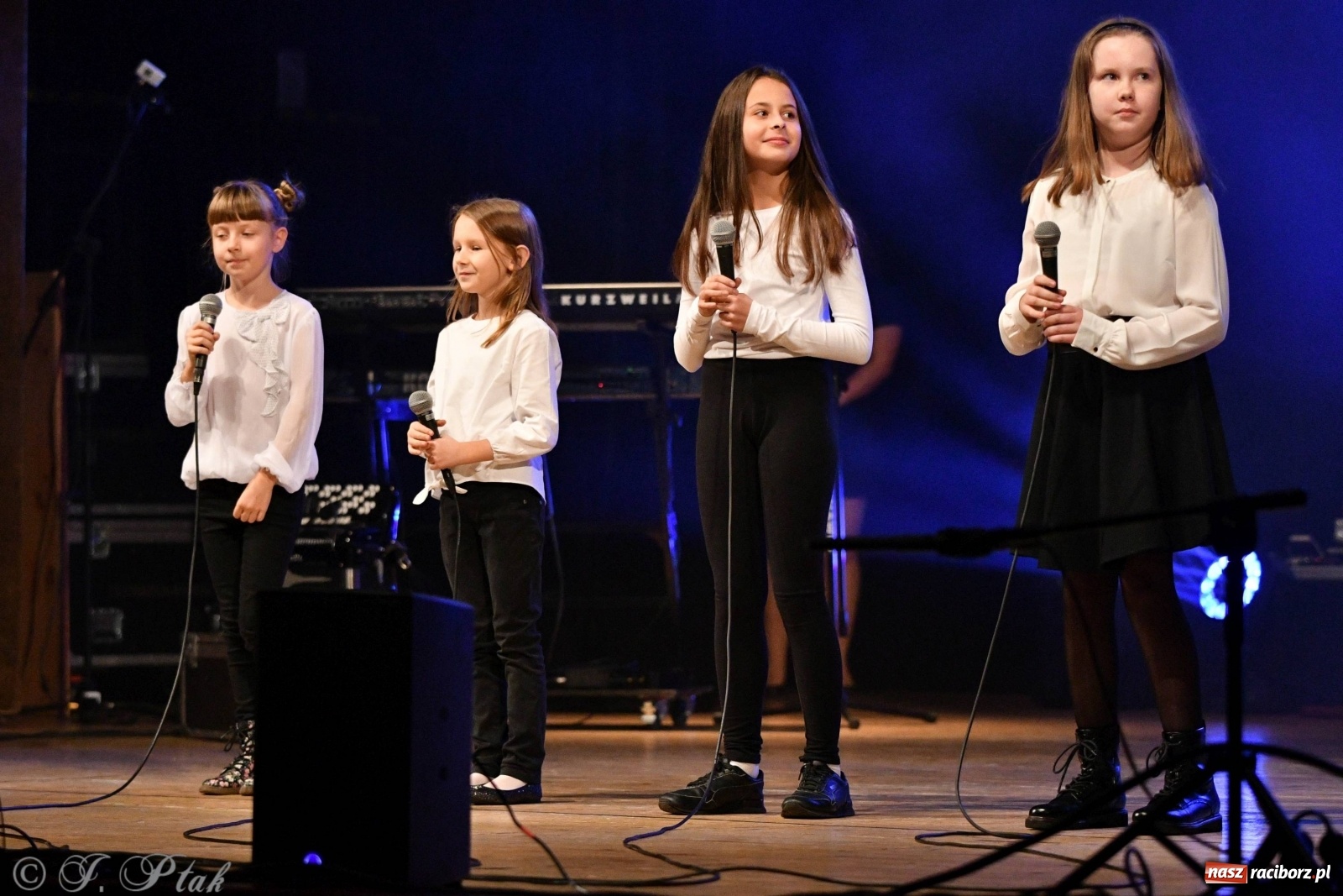 Zdjęcie w galerii na portalu naszraciborz.pl: Gala z okazji raciborskich Ogólnopolskich Obchodów Dni Praw Dziecka [FOTO i WIDEO] wiadomości z regionu
