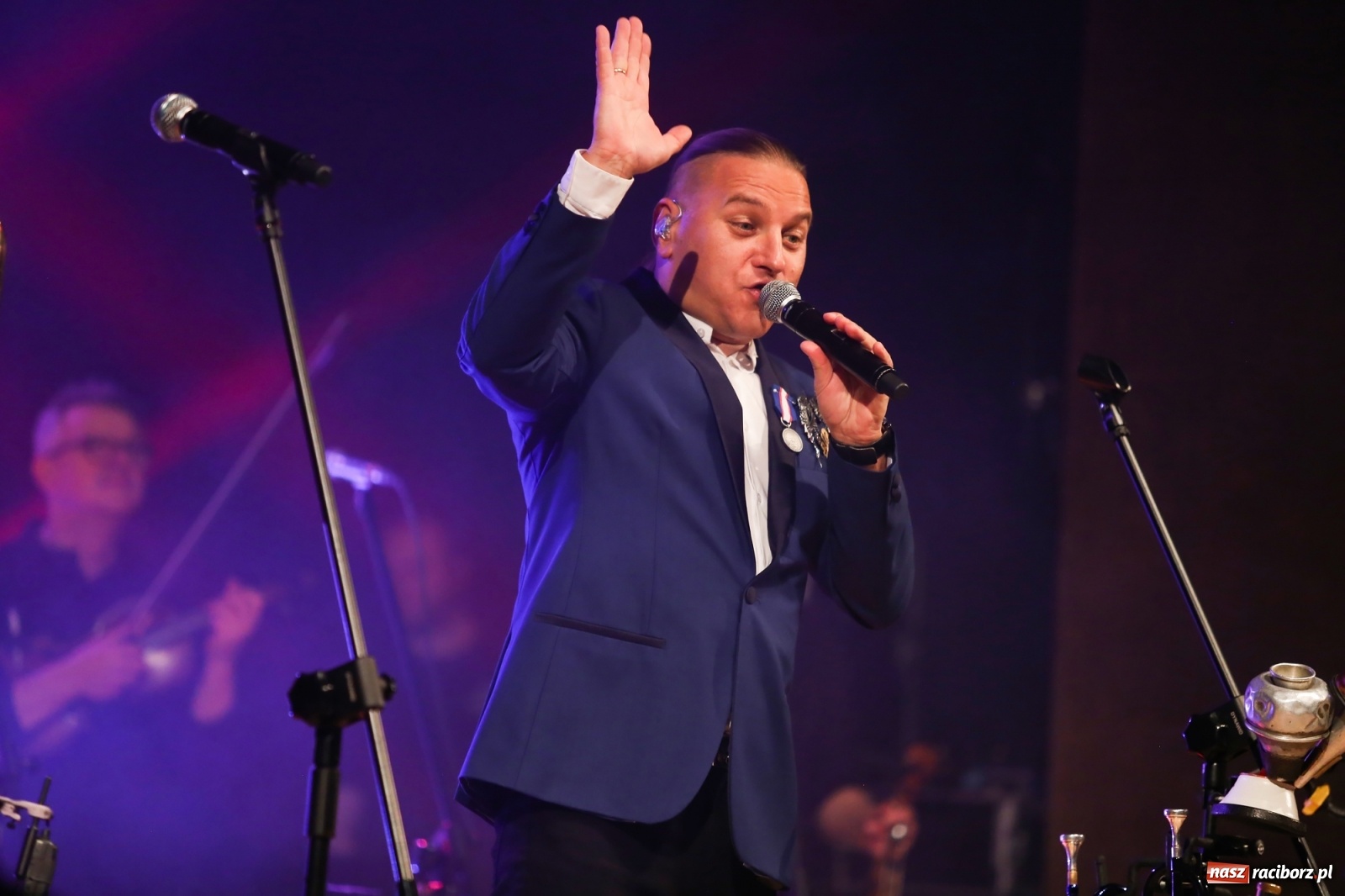 Zdjęcie w galerii na portalu naszraciborz.pl: Golec uOrkiestra zagrała w RCK [FOTO i WIDEO] wiadomości z regionu