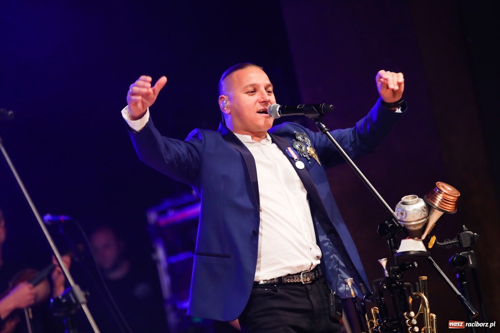 Zdjęcie w galerii na portalu naszraciborz.pl: Golec uOrkiestra zagrała w RCK [FOTO i WIDEO] wiadomości z regionu