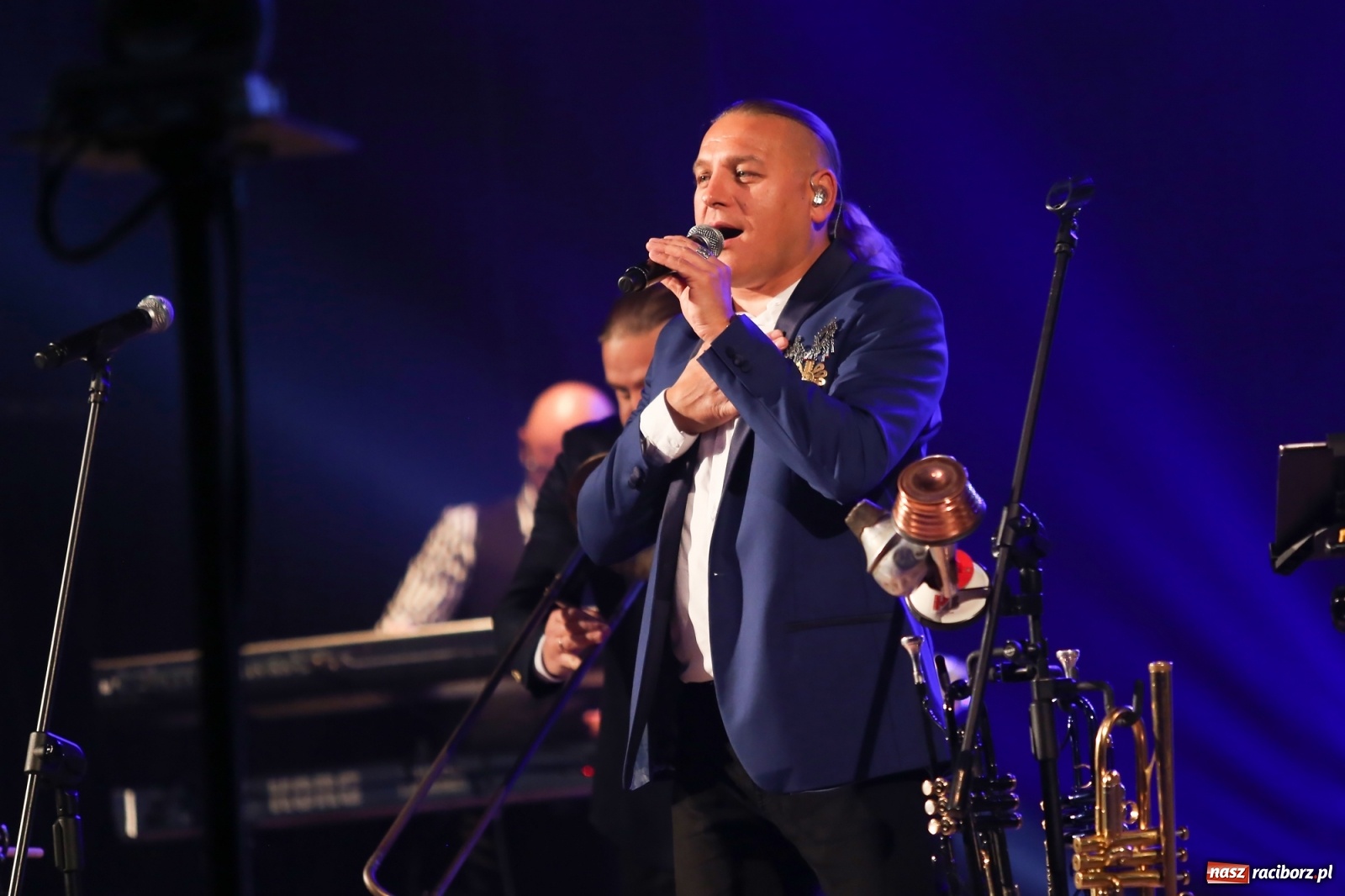 Zdjęcie w galerii na portalu naszraciborz.pl: Golec uOrkiestra zagrała w RCK [FOTO i WIDEO] wiadomości z regionu