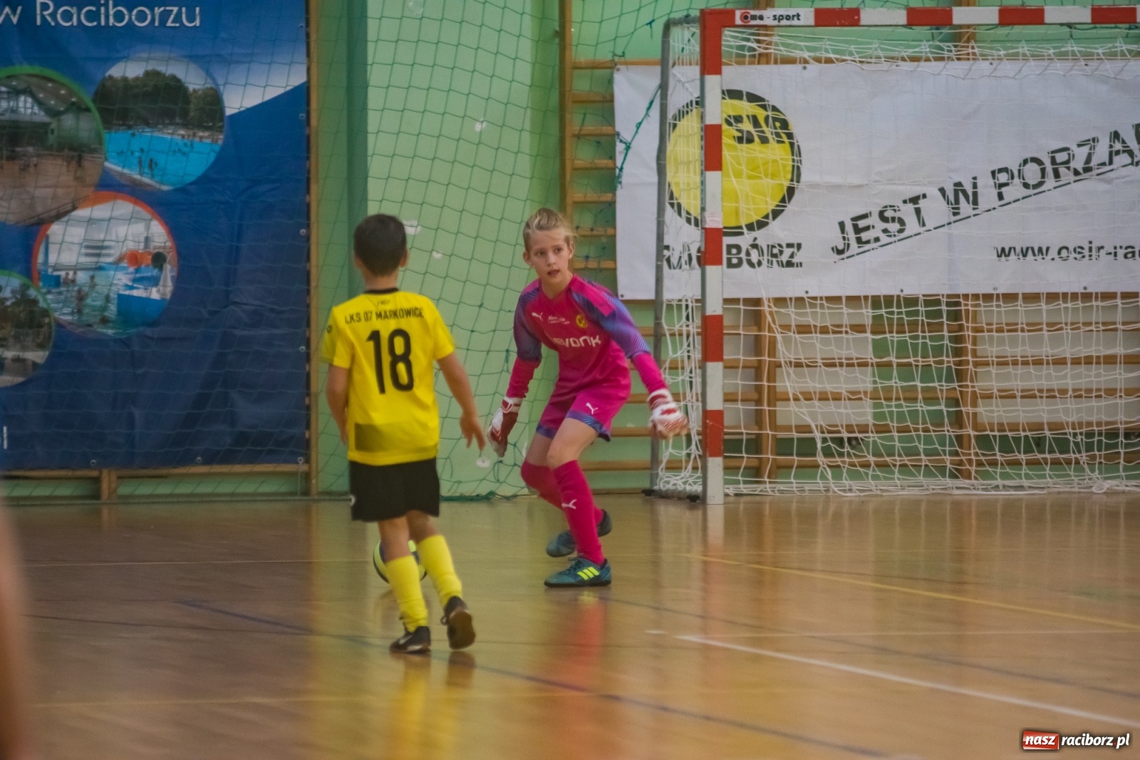 Zdjęcie w galerii na portalu naszraciborz.pl: Orliki młodsze walczyły w Arenie Rafako. Górnik Zabrze z Pucharem Prezesa [FOTO i WIDEO] wiadomości z regionu