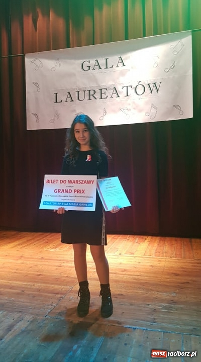 Zdjęcie w galerii na portalu naszraciborz.pl: Na patriotyczną nutę. Sukces wokalistek z SP 15 w Raciborzu wiadomości z regionu