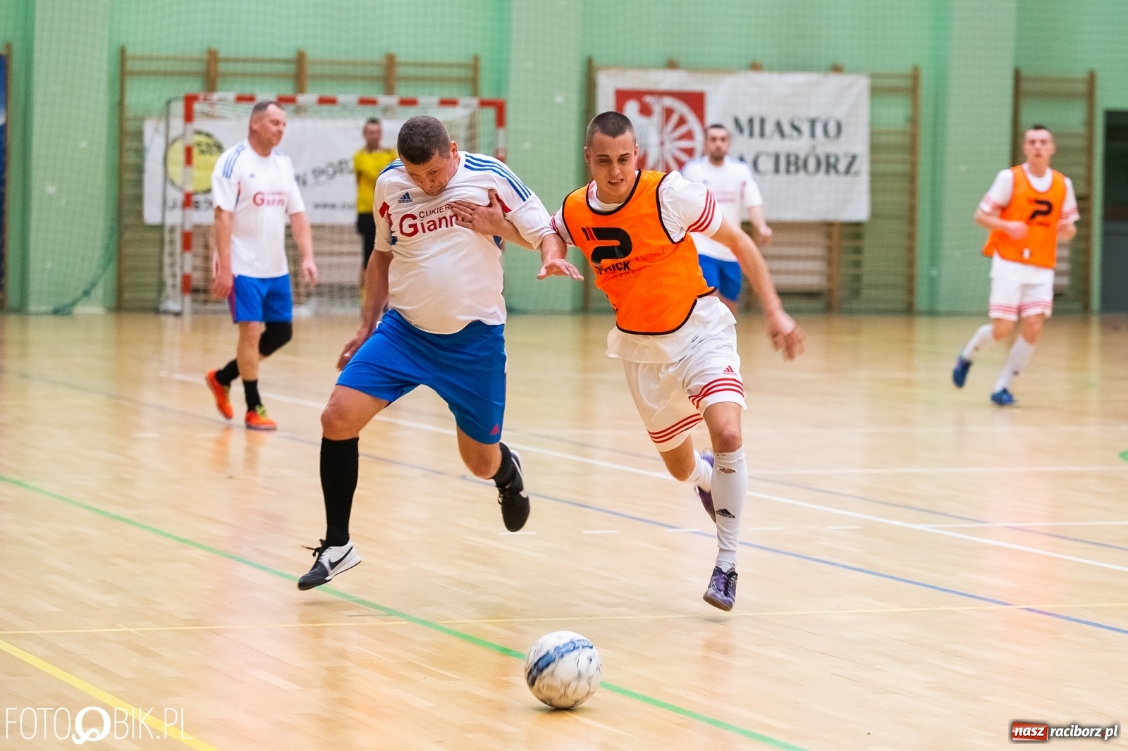 Zdjęcie w galerii na portalu naszraciborz.pl: Niedzielny maraton z HLPN [FOTO] wiadomości z regionu