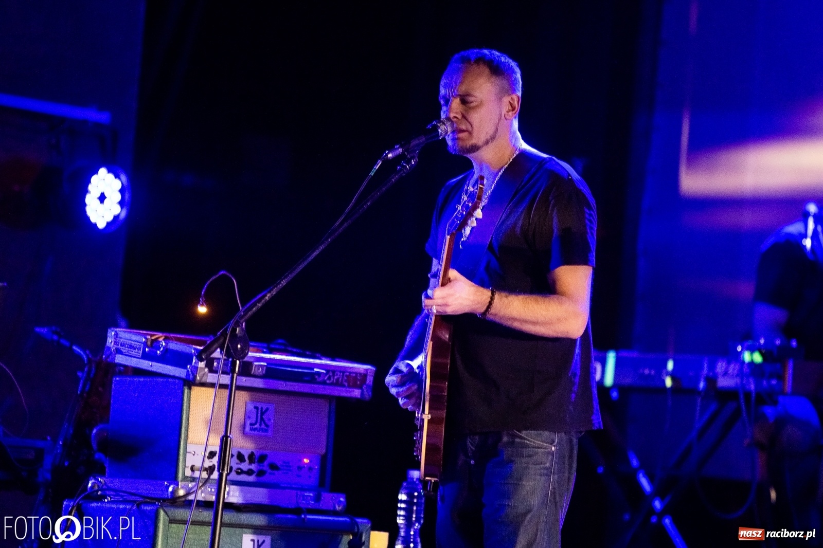 Zdjęcie w galerii na portalu naszraciborz.pl: Zespół Lao Che zagrał w Raciborskim Centrum Kultury wiadomości z regionu