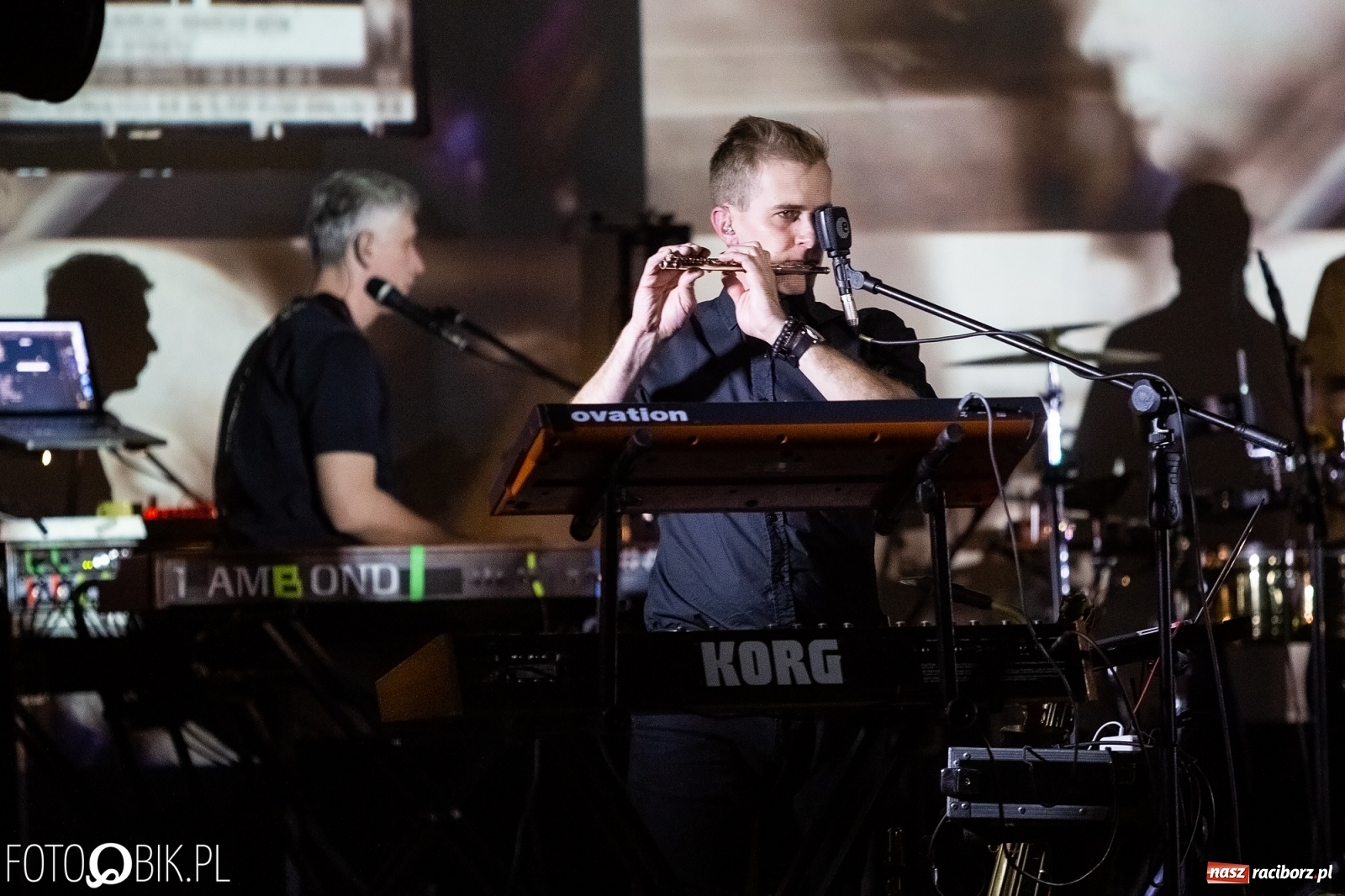 Zdjęcie w galerii na portalu naszraciborz.pl: Zespół Lao Che zagrał w Raciborskim Centrum Kultury wiadomości z regionu