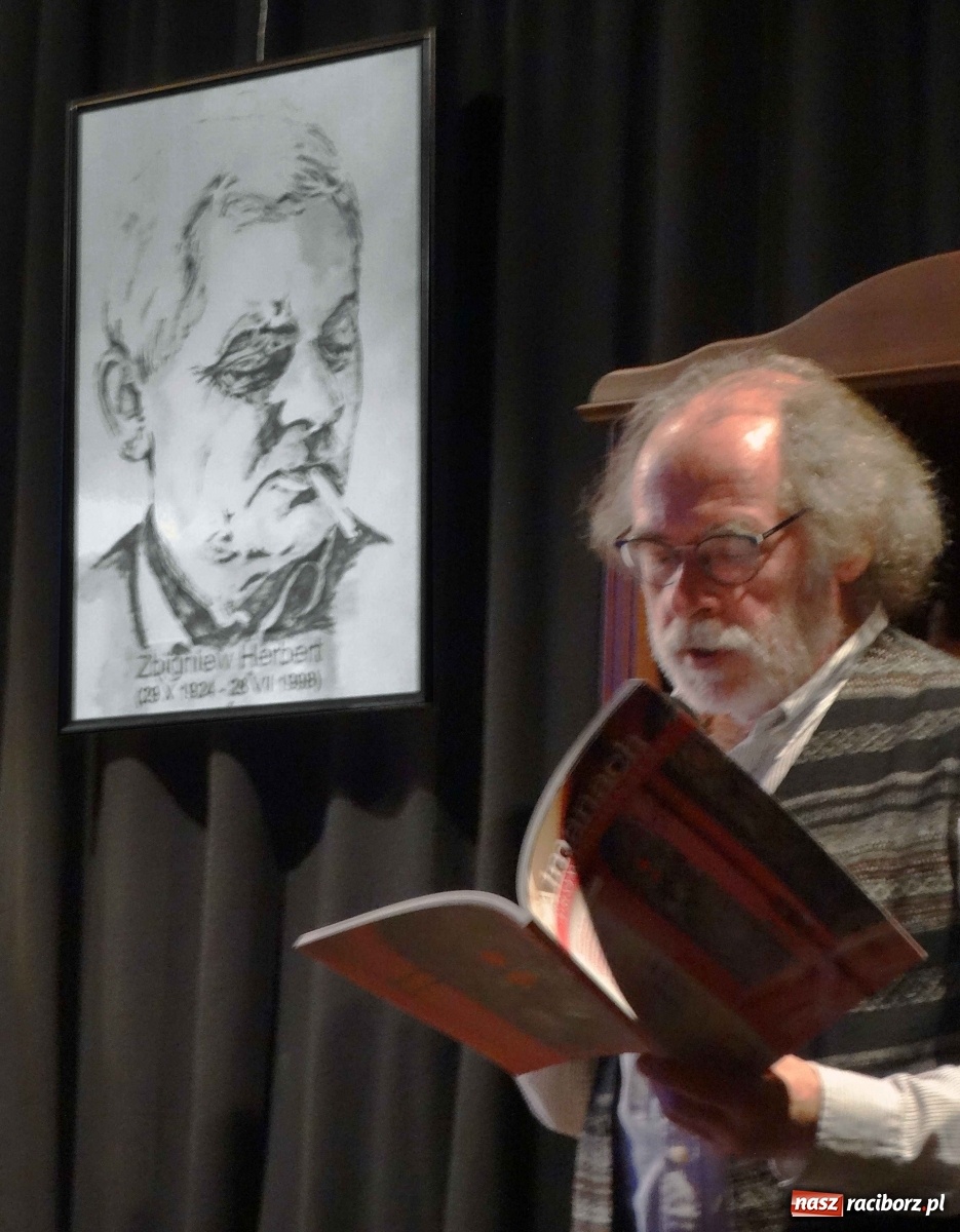 Zdjęcie w galerii na portalu naszraciborz.pl: Almanach Prowincjonalny ma już piętnaście lat wiadomości z regionu