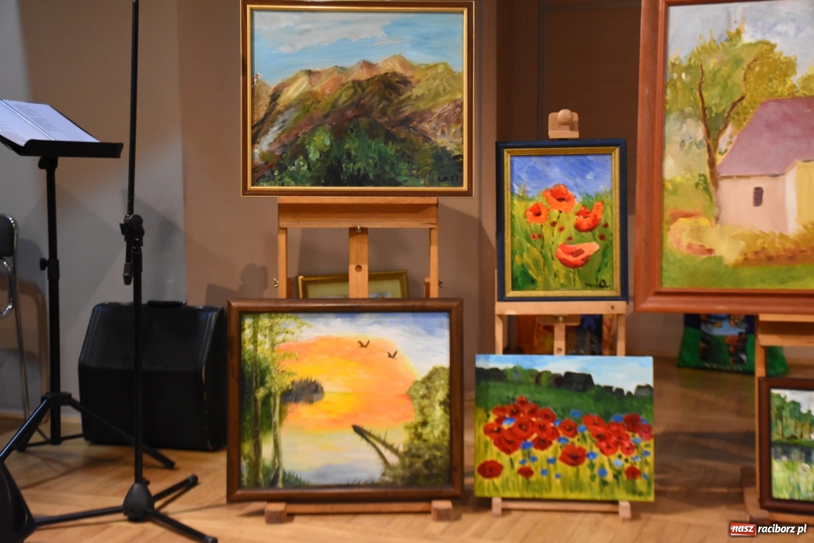 Zdjęcie w galerii na portalu naszraciborz.pl: Talenty i pasje - olejem i akwarelą po krzyżanowickiej ziemi  wiadomości z regionu