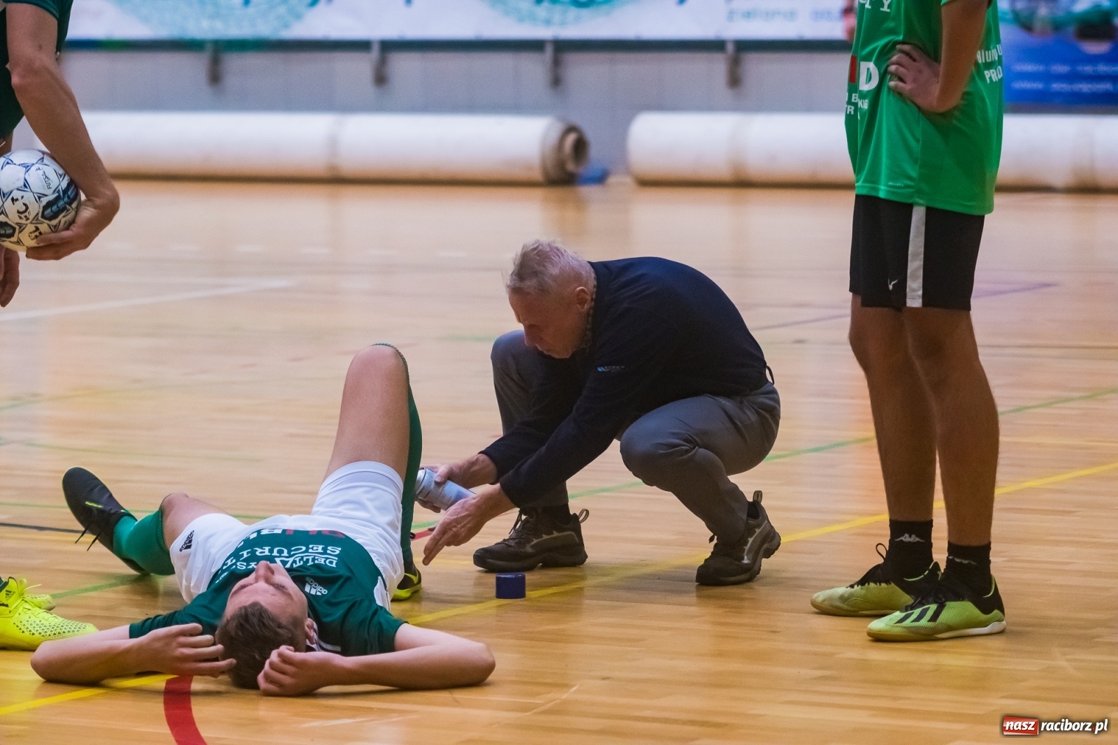 Zdjęcie w galerii na portalu naszraciborz.pl: Poniedziałek z futsalem w Arenie Rafako [FOTO] wiadomości z regionu