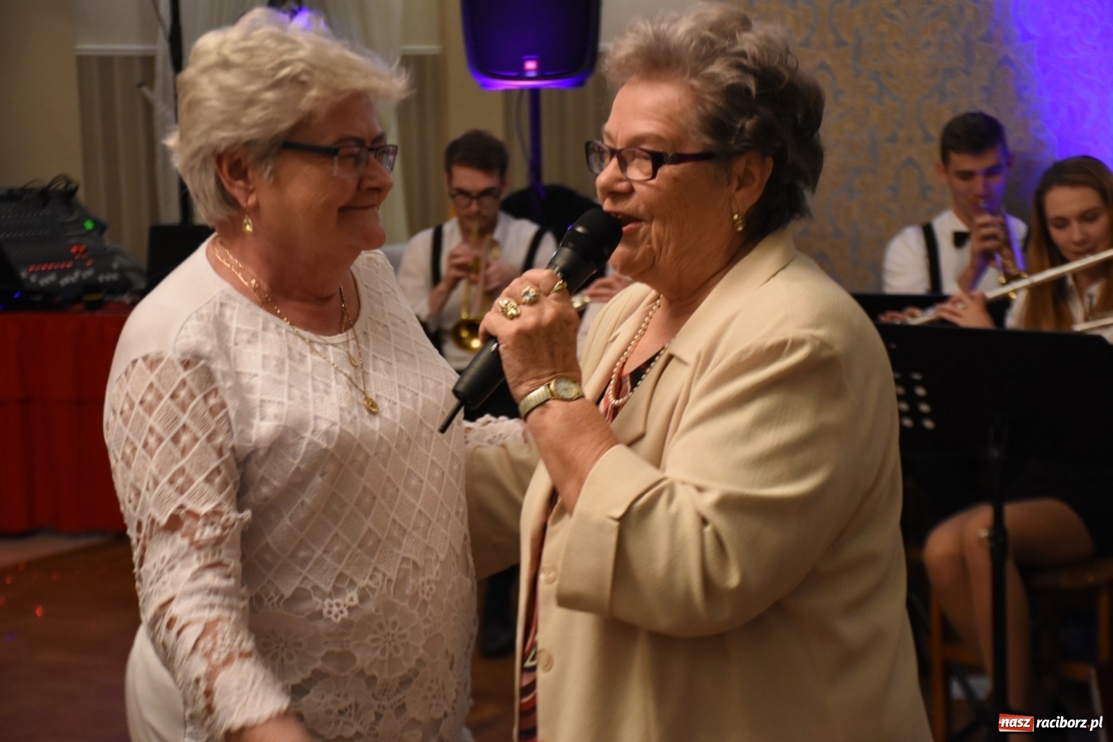 Zdjęcie w galerii na portalu naszraciborz.pl: Seniorzy w Chałupkach pełni wigoru wiadomości z regionu