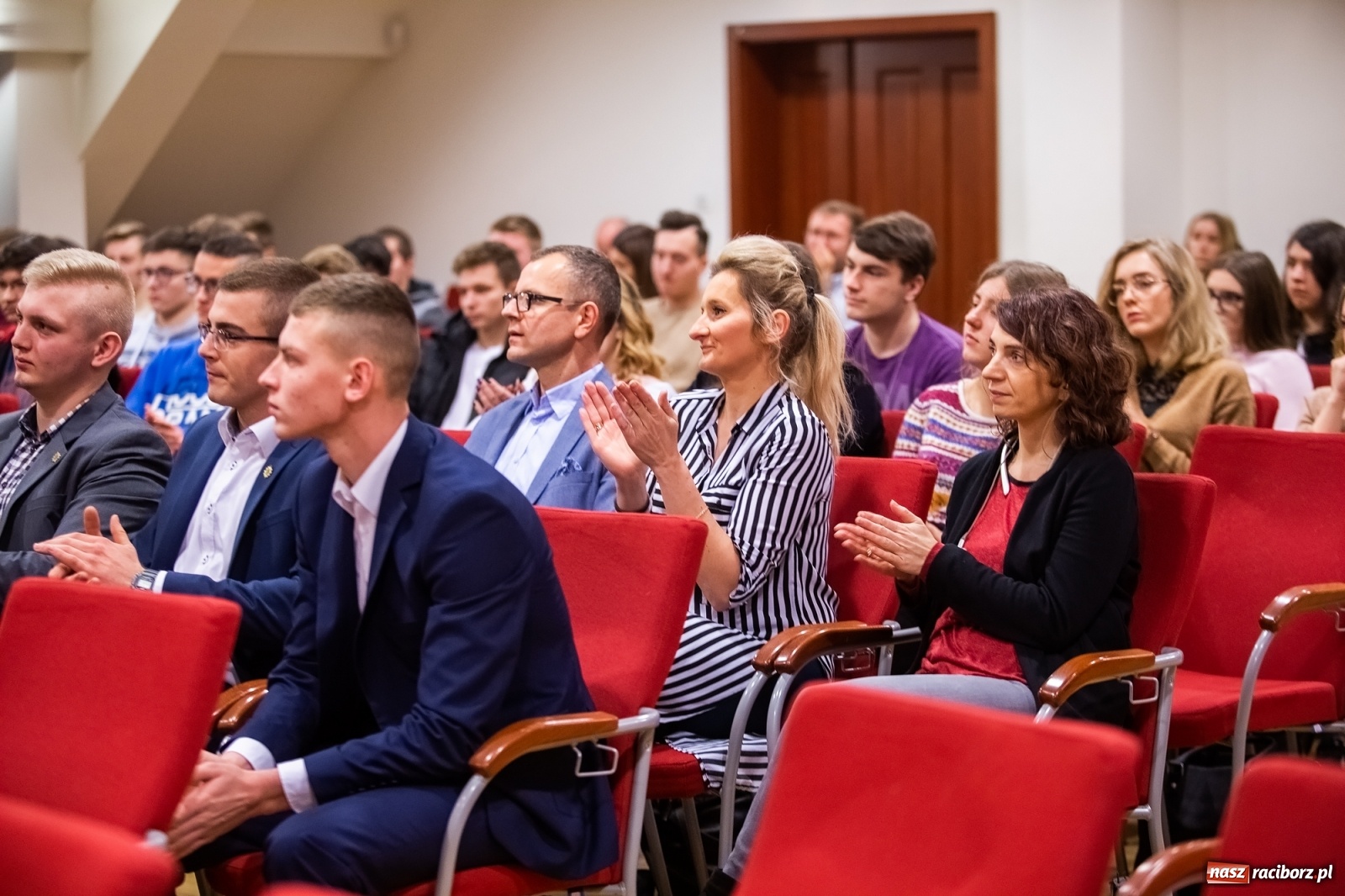 Zdjęcie w galerii na portalu naszraciborz.pl: Hodowla alpak wygrała konkurs na najlepszy młodzieżowy biznesplan  wiadomości z regionu