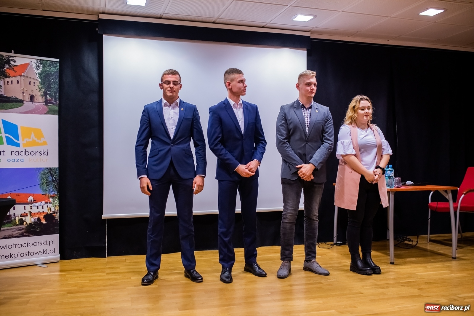 Zdjęcie w galerii na portalu naszraciborz.pl: Hodowla alpak wygrała konkurs na najlepszy młodzieżowy biznesplan  wiadomości z regionu