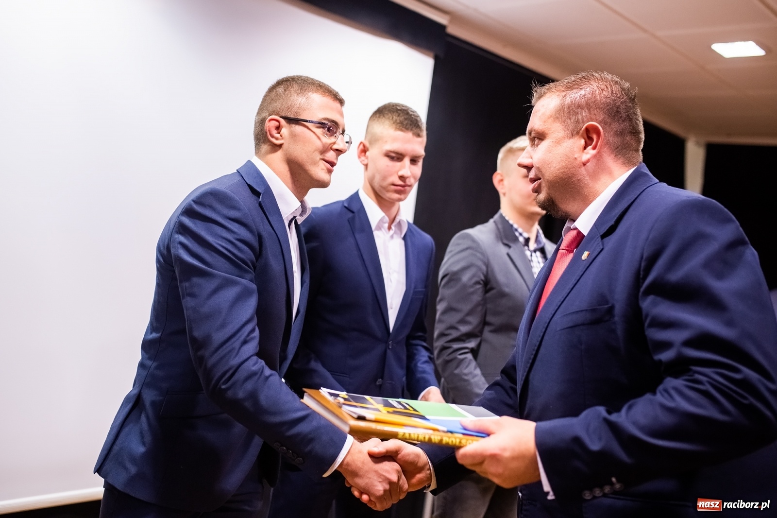 Zdjęcie w galerii na portalu naszraciborz.pl: Hodowla alpak wygrała konkurs na najlepszy młodzieżowy biznesplan  wiadomości z regionu