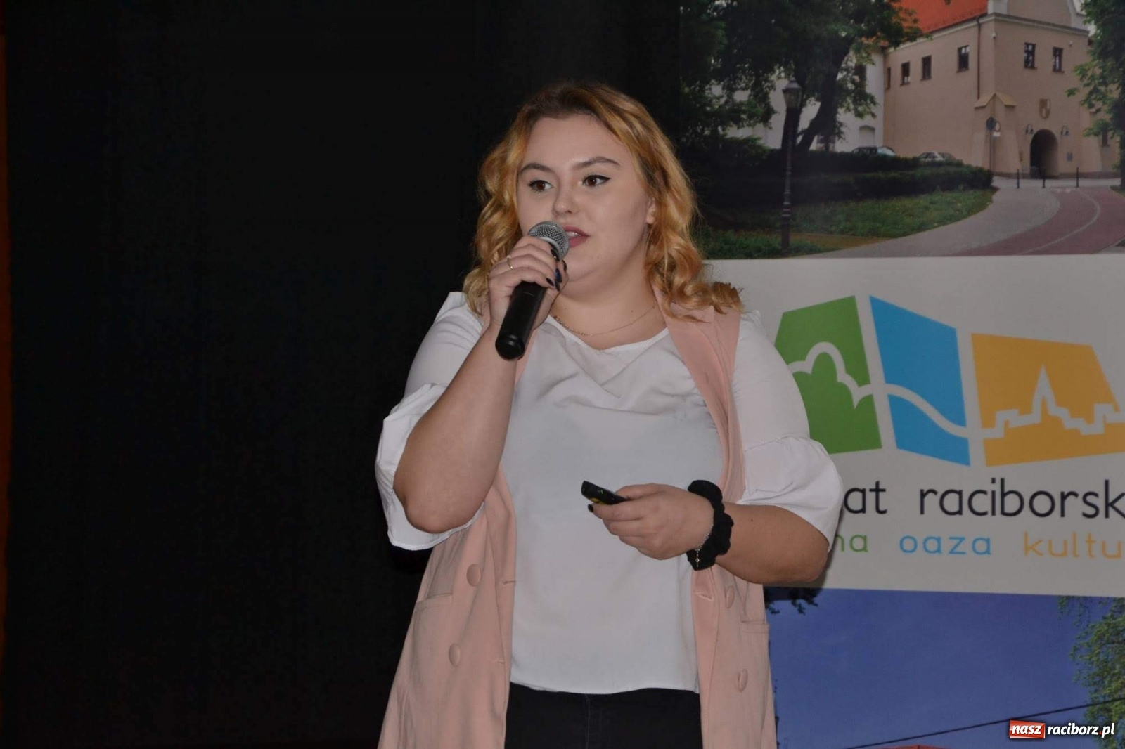 Zdjęcie w galerii na portalu naszraciborz.pl: Hodowla alpak wygrała konkurs na najlepszy młodzieżowy biznesplan  wiadomości z regionu