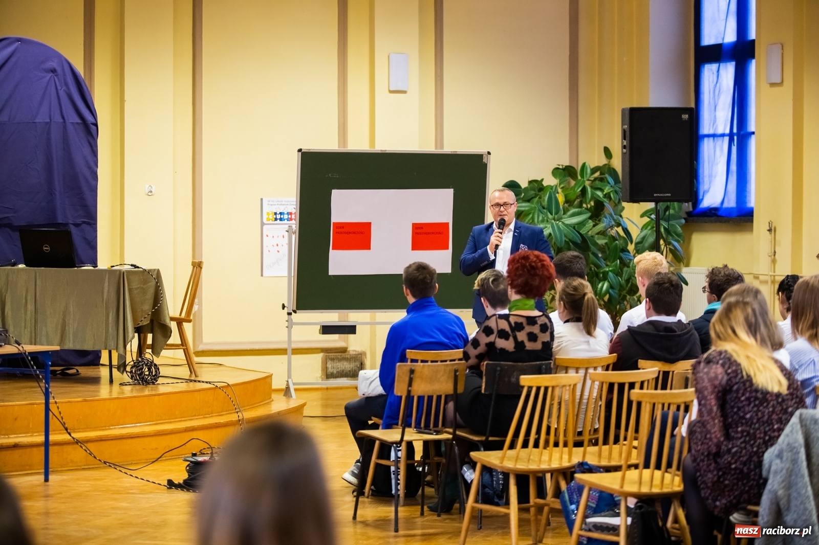 Zdjęcie w galerii na portalu naszraciborz.pl: Dzień Przedsiębiorczości w Ekonomiku wiadomości z regionu