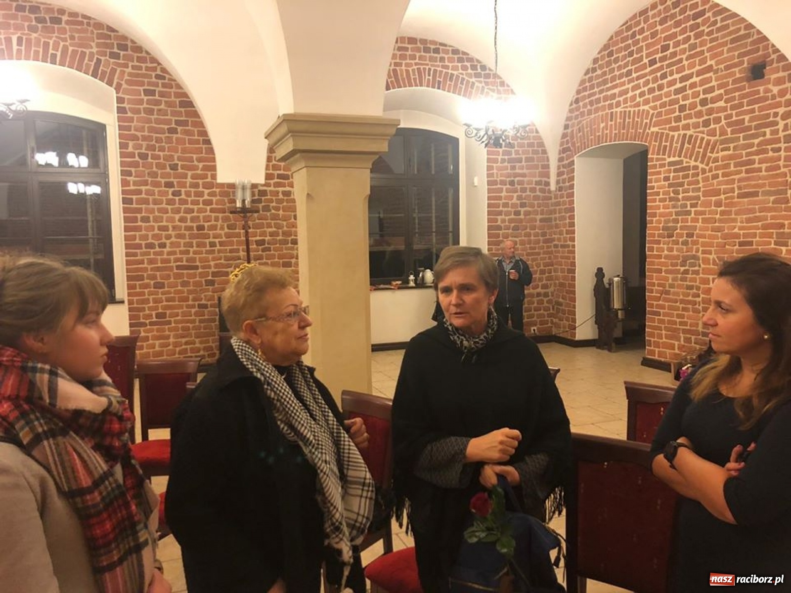 Zdjęcie w galerii na portalu naszraciborz.pl: O wierze i życiu po śmierci w starym opactwie  wiadomości z regionu