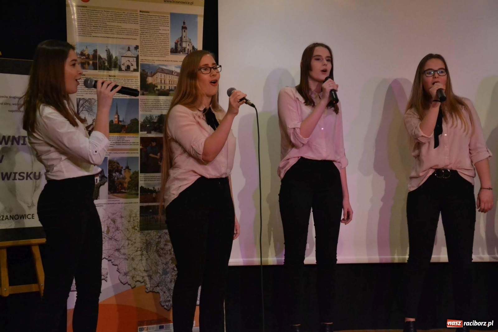 Zdjęcie w galerii na portalu naszraciborz.pl: Społecznicy z Gminy Krzanowice wyróżnieni  wiadomości z regionu