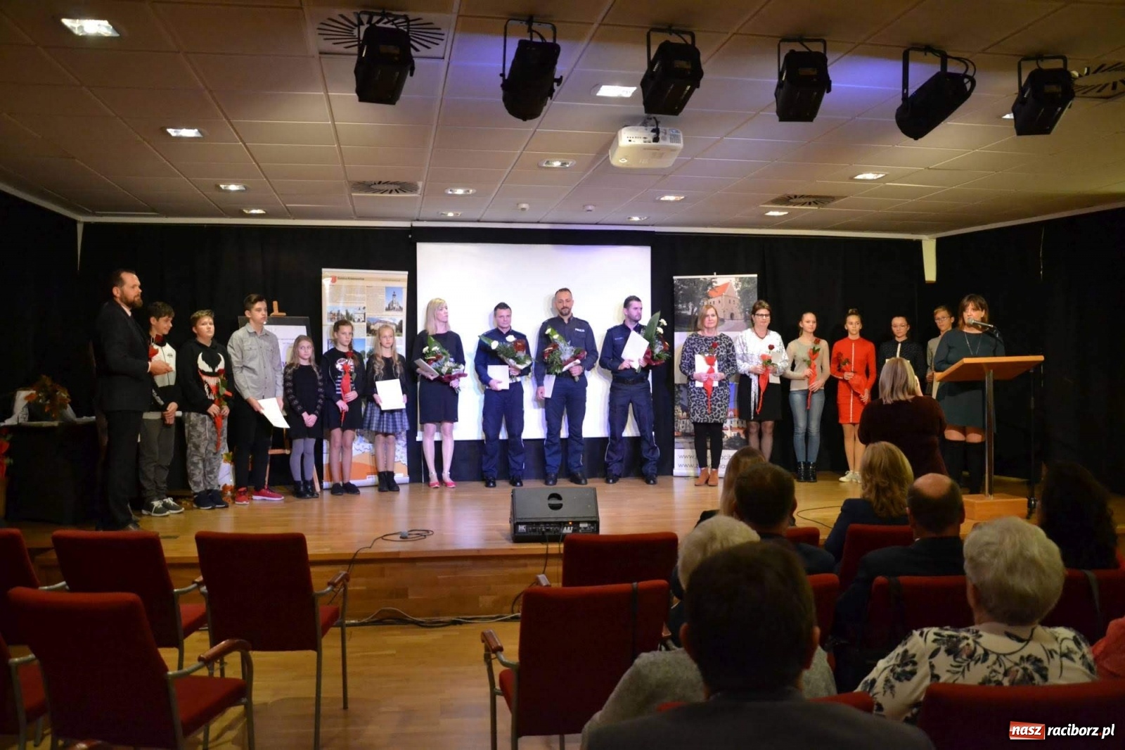 Zdjęcie w galerii na portalu naszraciborz.pl: Społecznicy z Gminy Krzanowice wyróżnieni  wiadomości z regionu