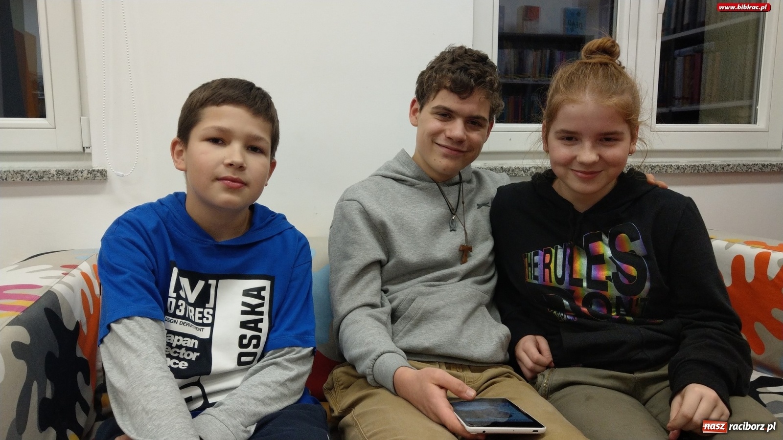 Zdjęcie w galerii na portalu naszraciborz.pl: Konkurs wiedzy o książce Drużyna w raciborskiej bibliotece wiadomości z regionu